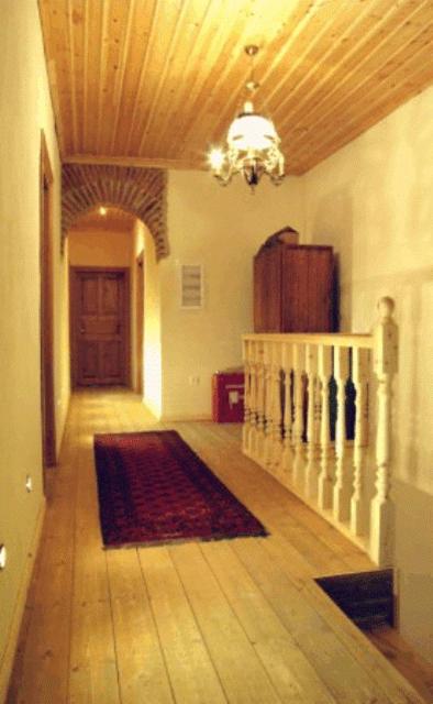 Photo 37