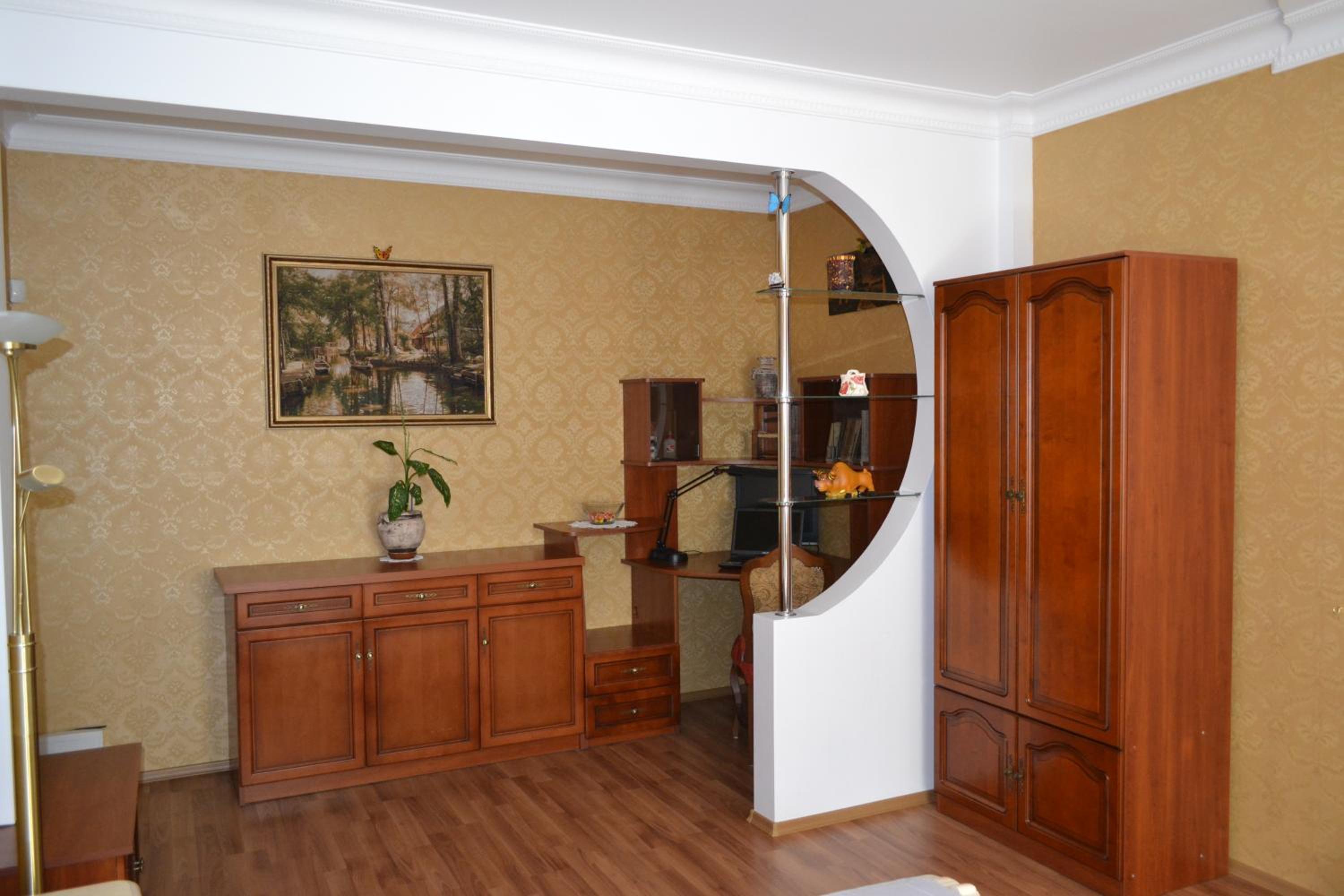 Executive suite in the centre view 4