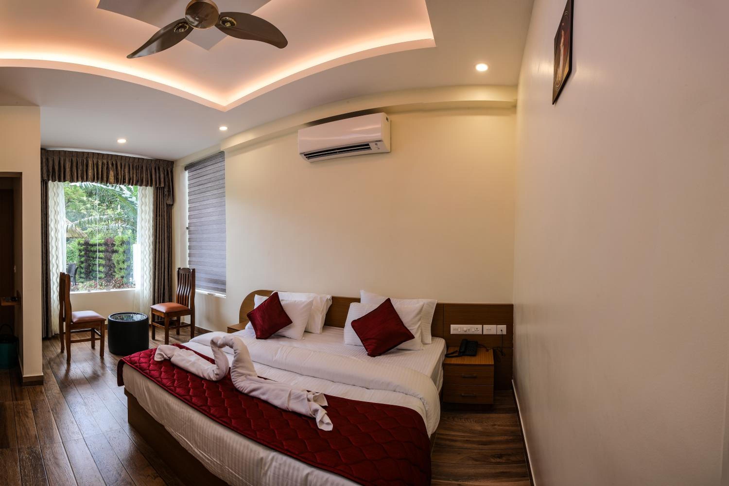 Thenmala Hormuz Inn view 5