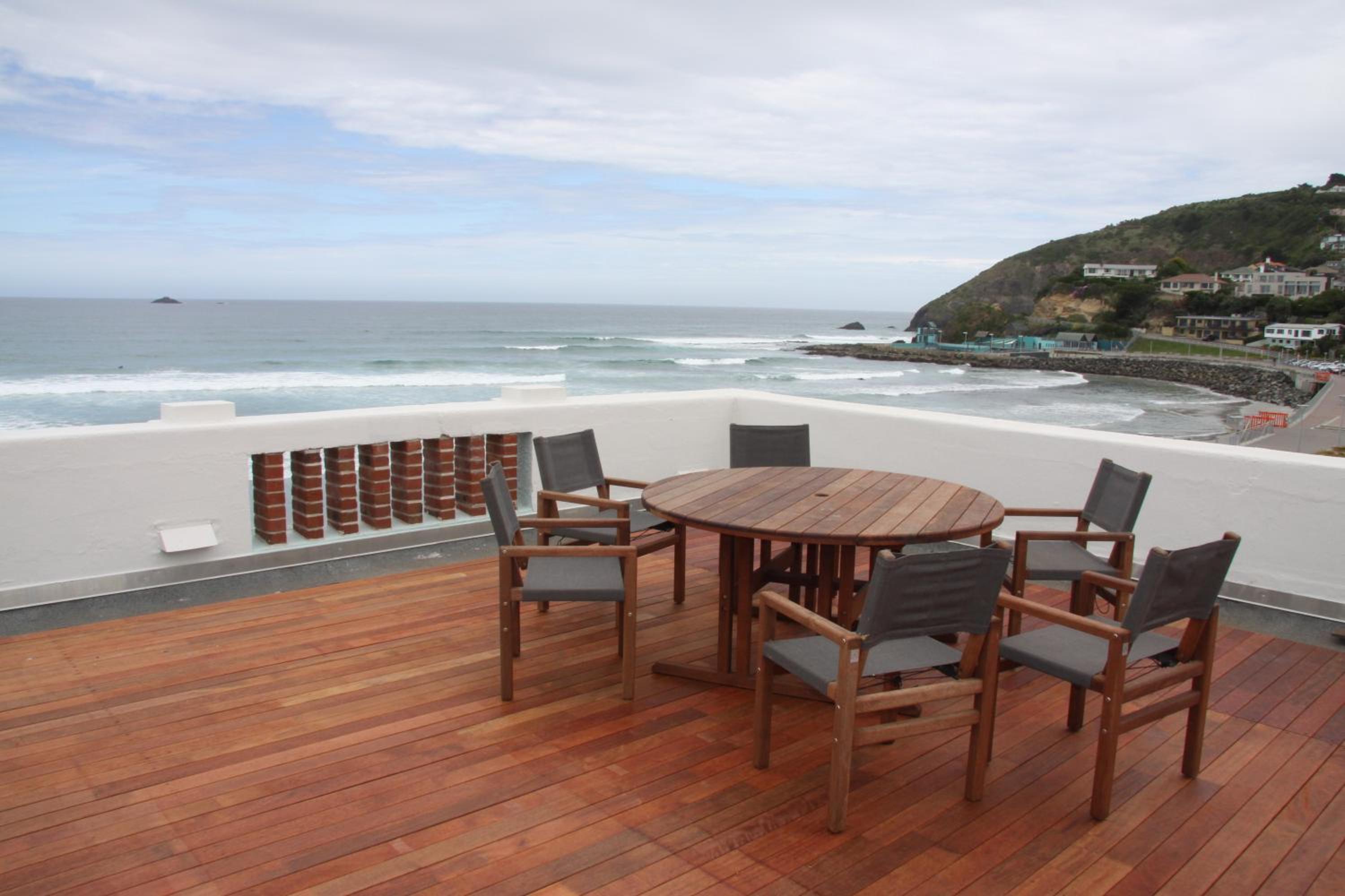 The Hydro Esplanade Apartments view 4