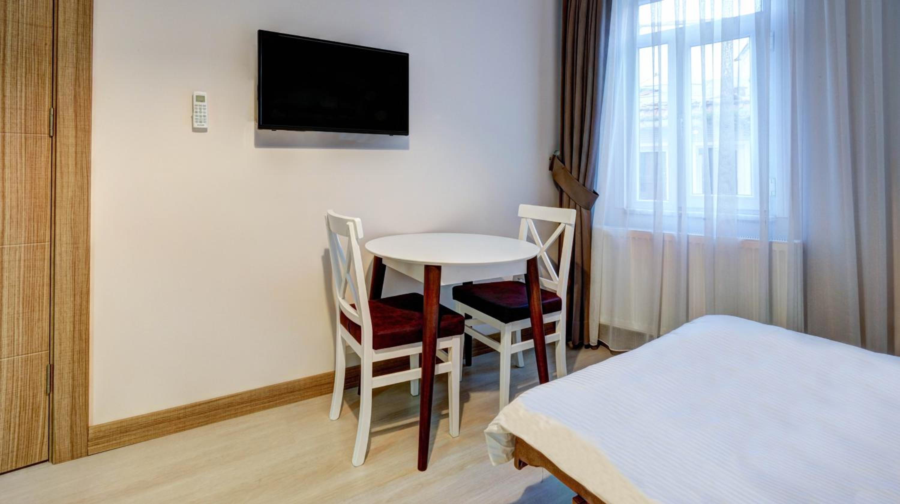 SEVEN ROSES APART OTEL - Image 33