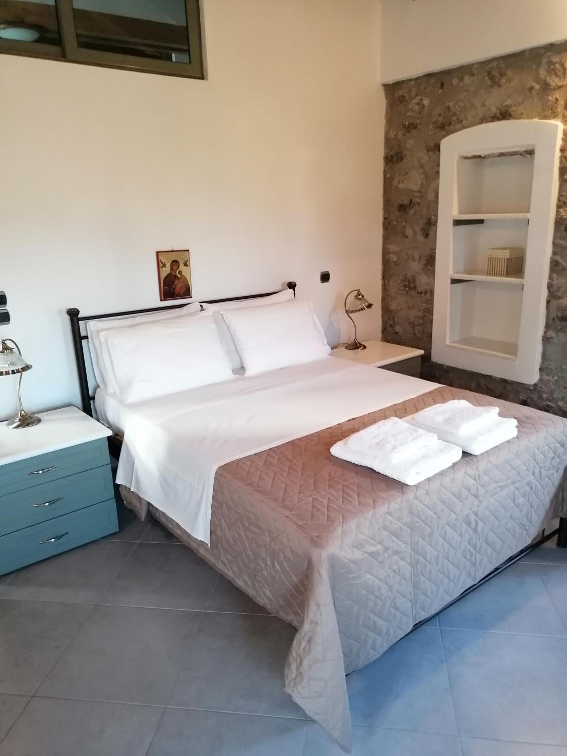 Lakonian home