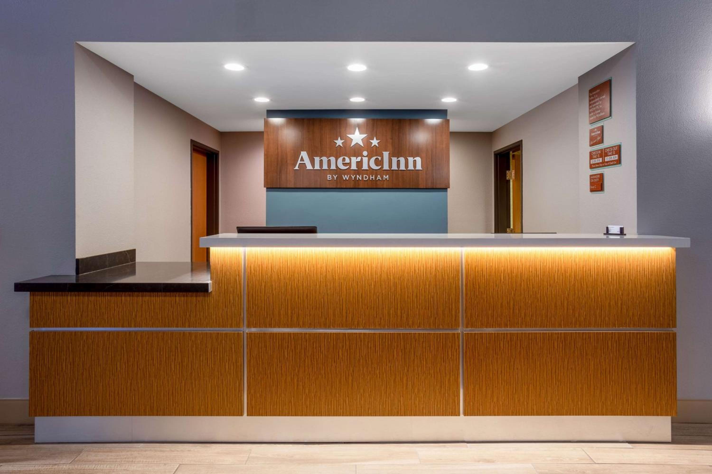 AmericInn by Wyndham Fulton Clinton view 3