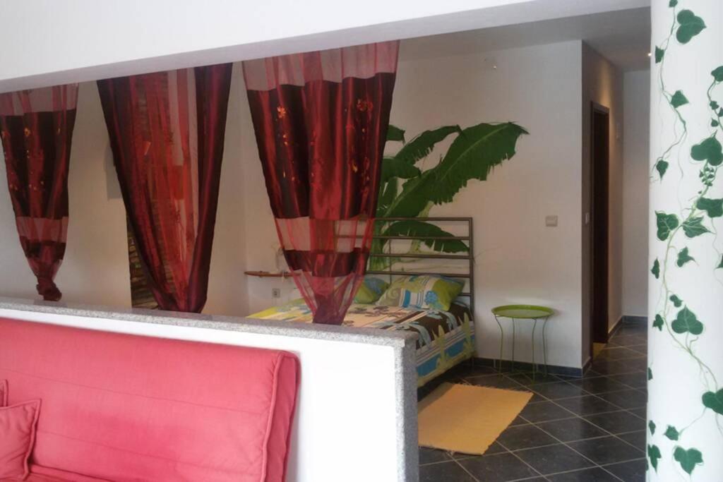 studio Mira en Abragão — hotel room