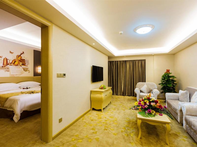 Vienna International Hotel Guangdong Zhengjiang Renming Avenue Middle Road view 2