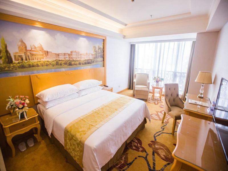 Vienna Hotel Guangdong Huizhou Jiangbei Sanxin view 3