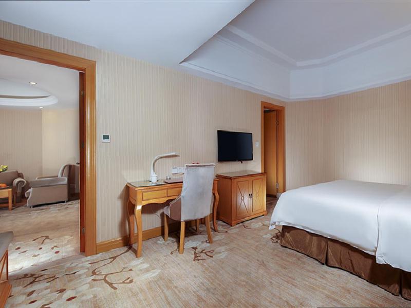 Vienna Hotel Yueyang Zhanqian Road