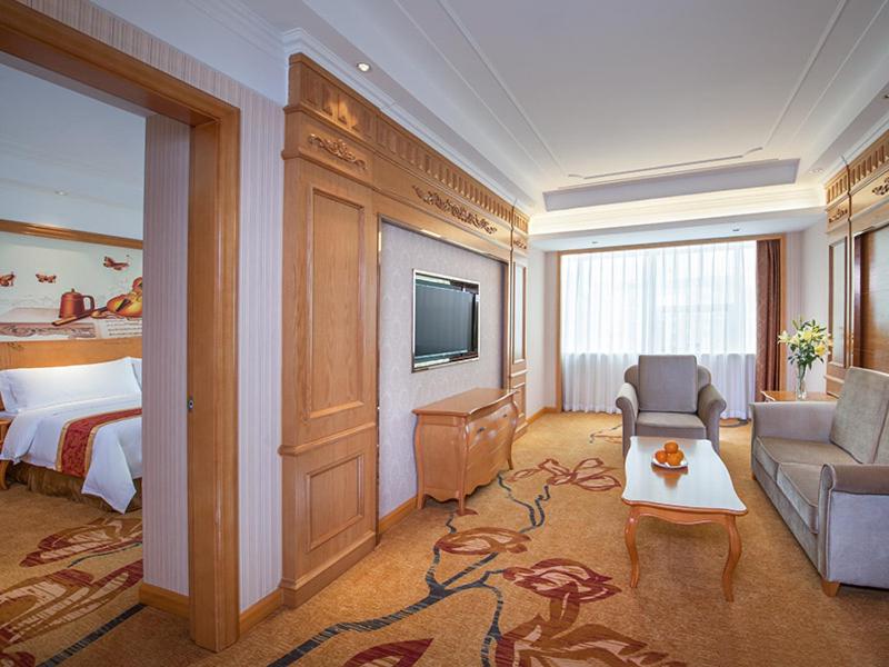 Venus International Hotel Shenzhen Gongming Tianhong