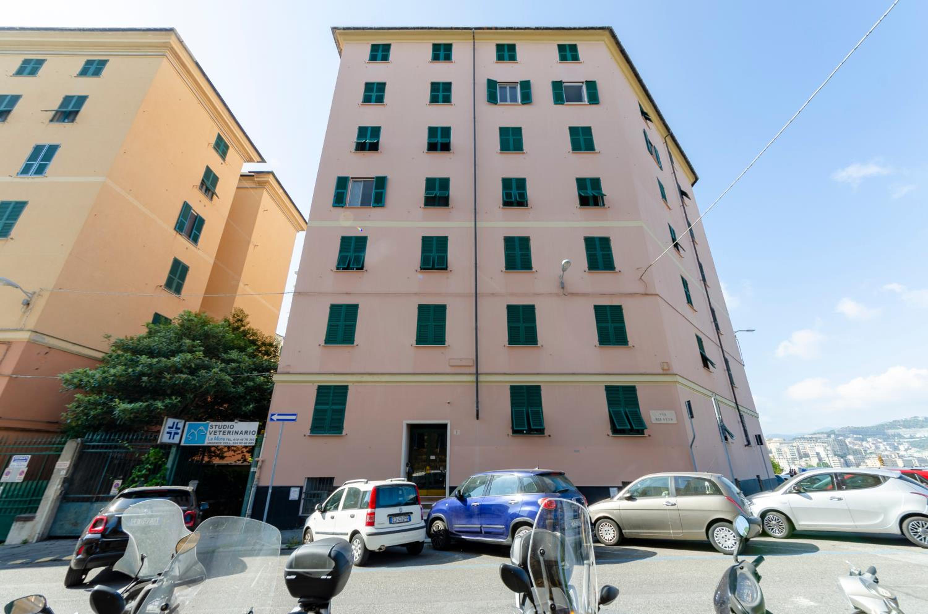 JOIVY Spacious Family Apt for 4, in Carignano, Genoa photo 1