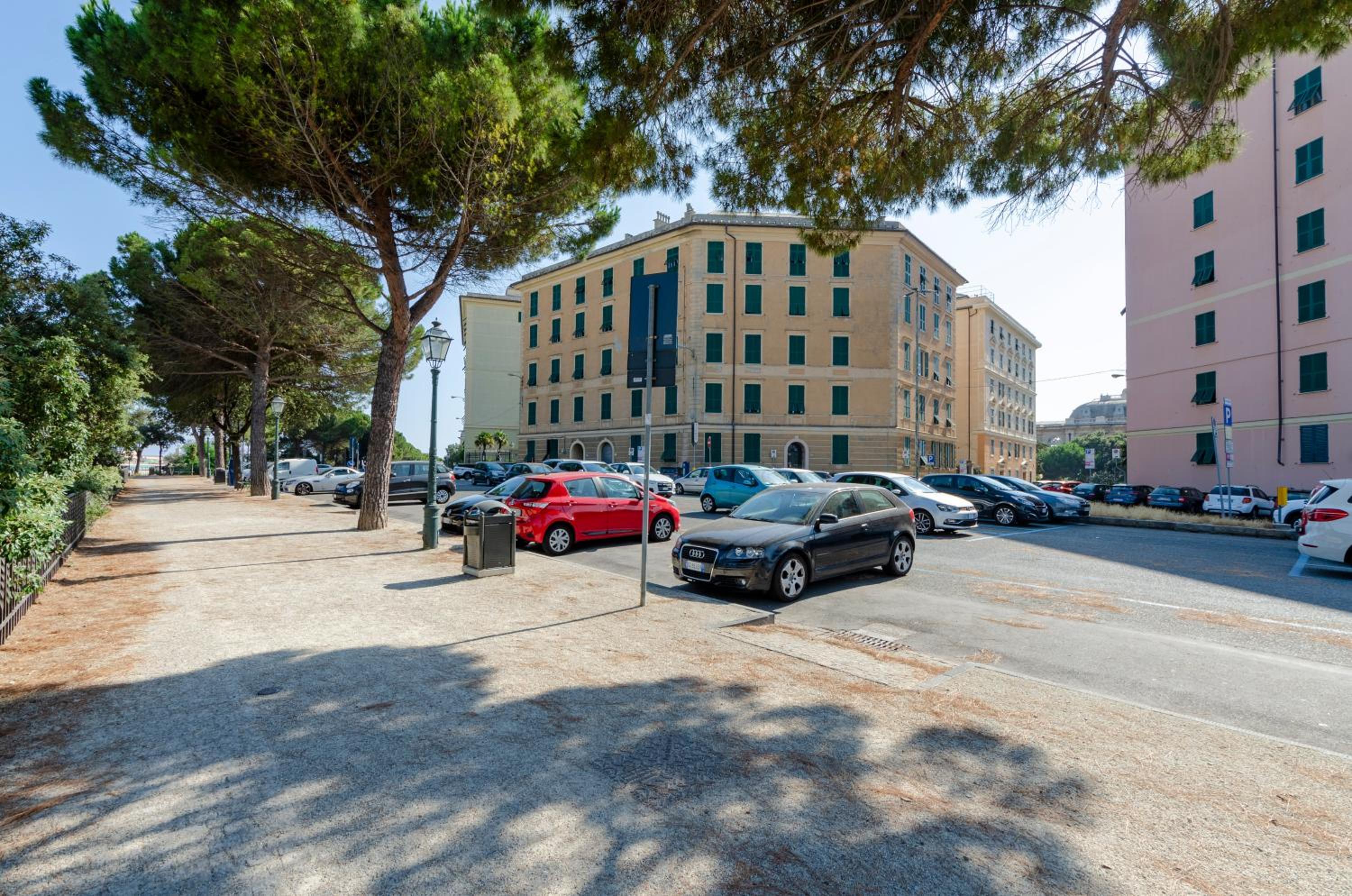 JOIVY Spacious Family Apt for 4, in Carignano, Genoa photo 3