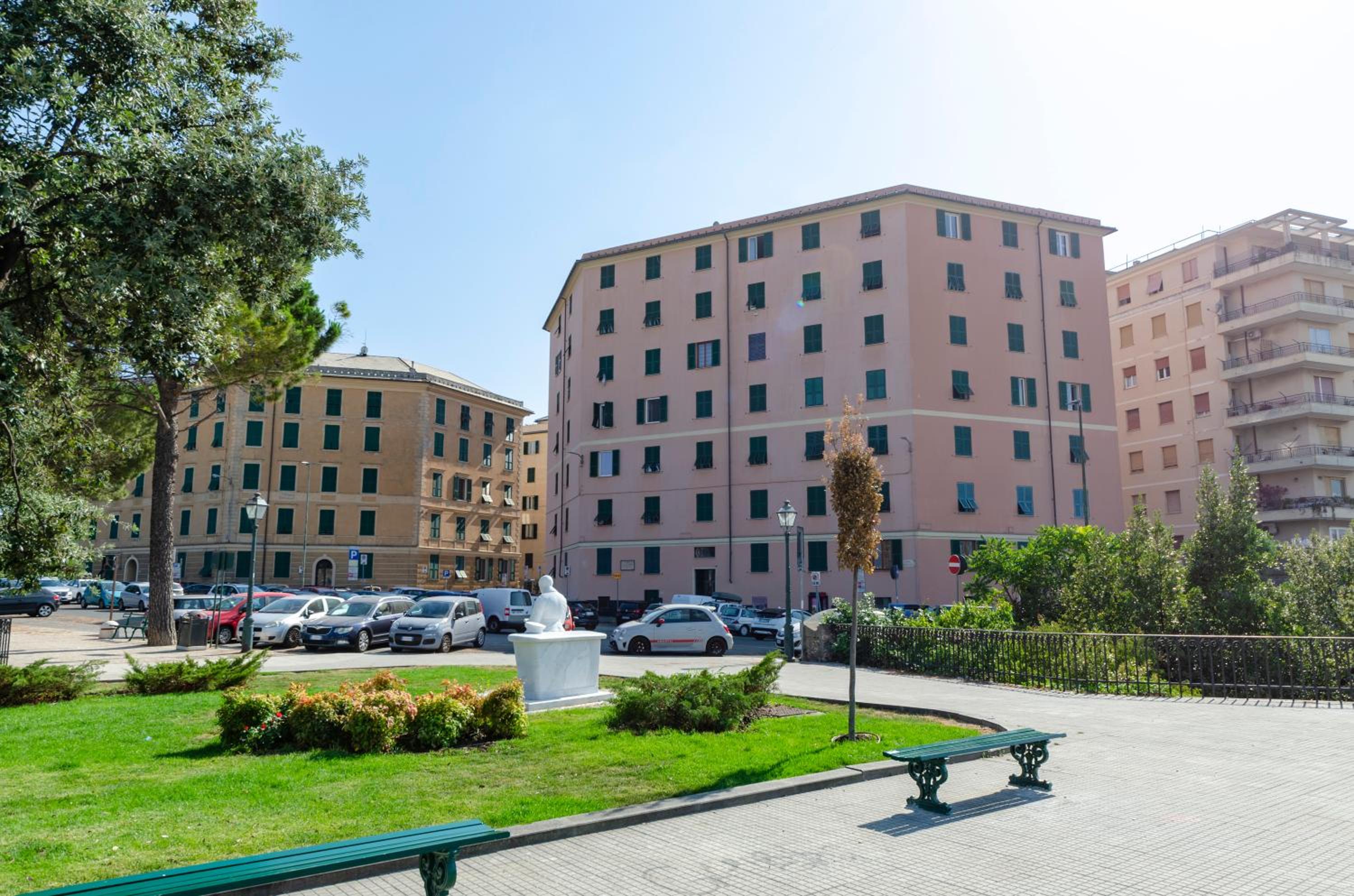 JOIVY Spacious Family Apt for 4, in Carignano, Genoa photo 4