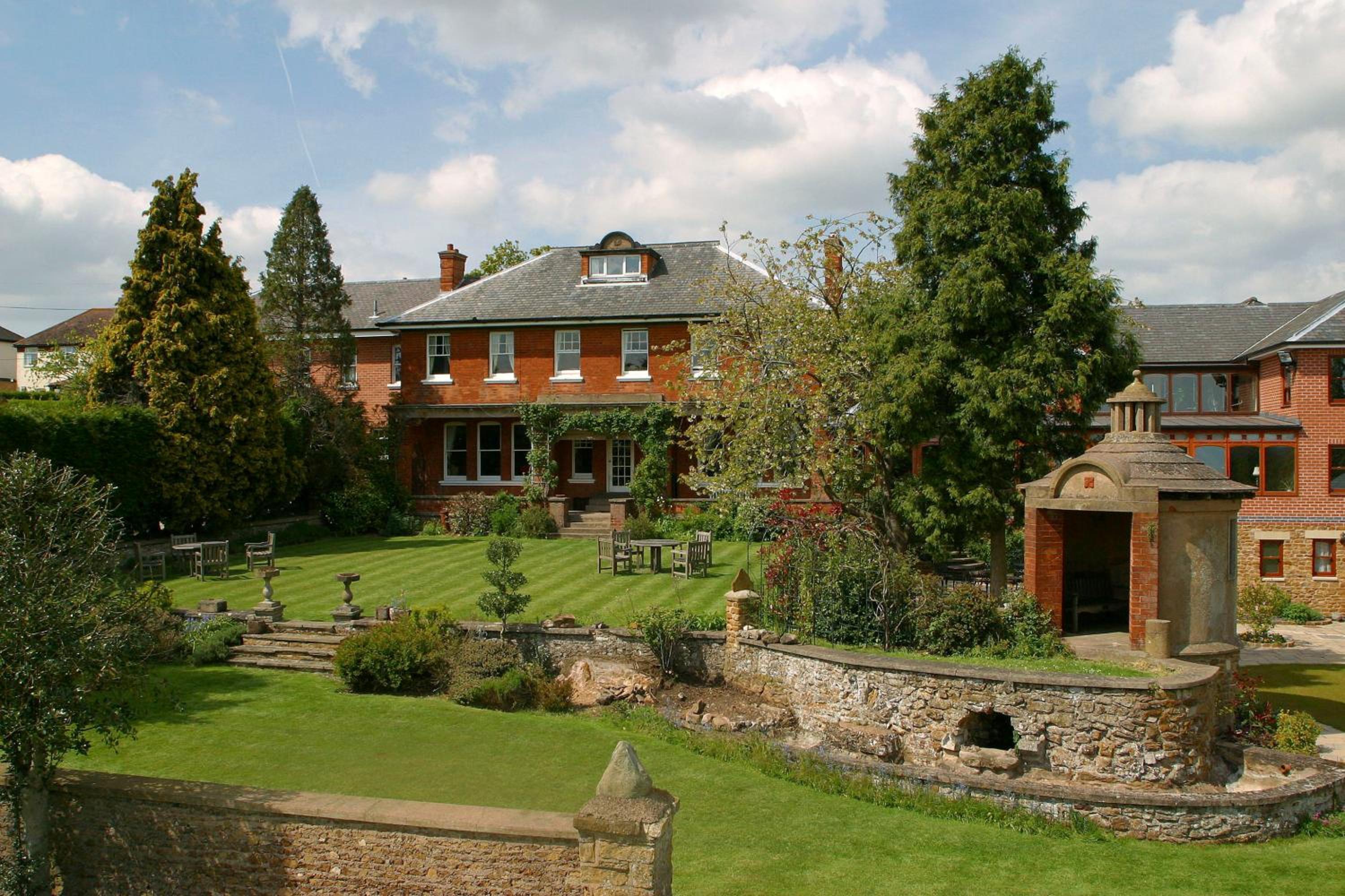 Best Western Sysonby Knoll Hotel