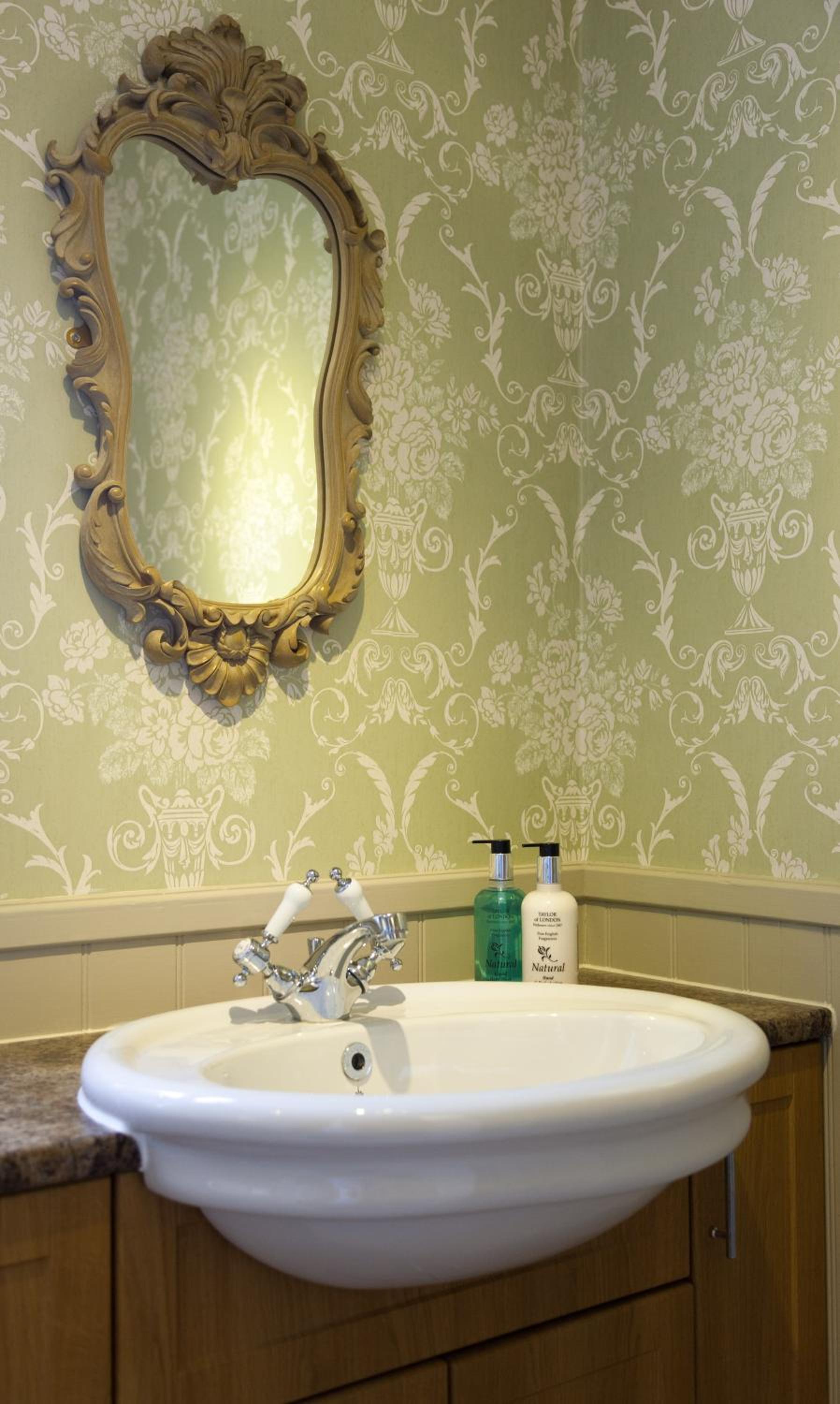 Best Western Sysonby Knoll Hotel