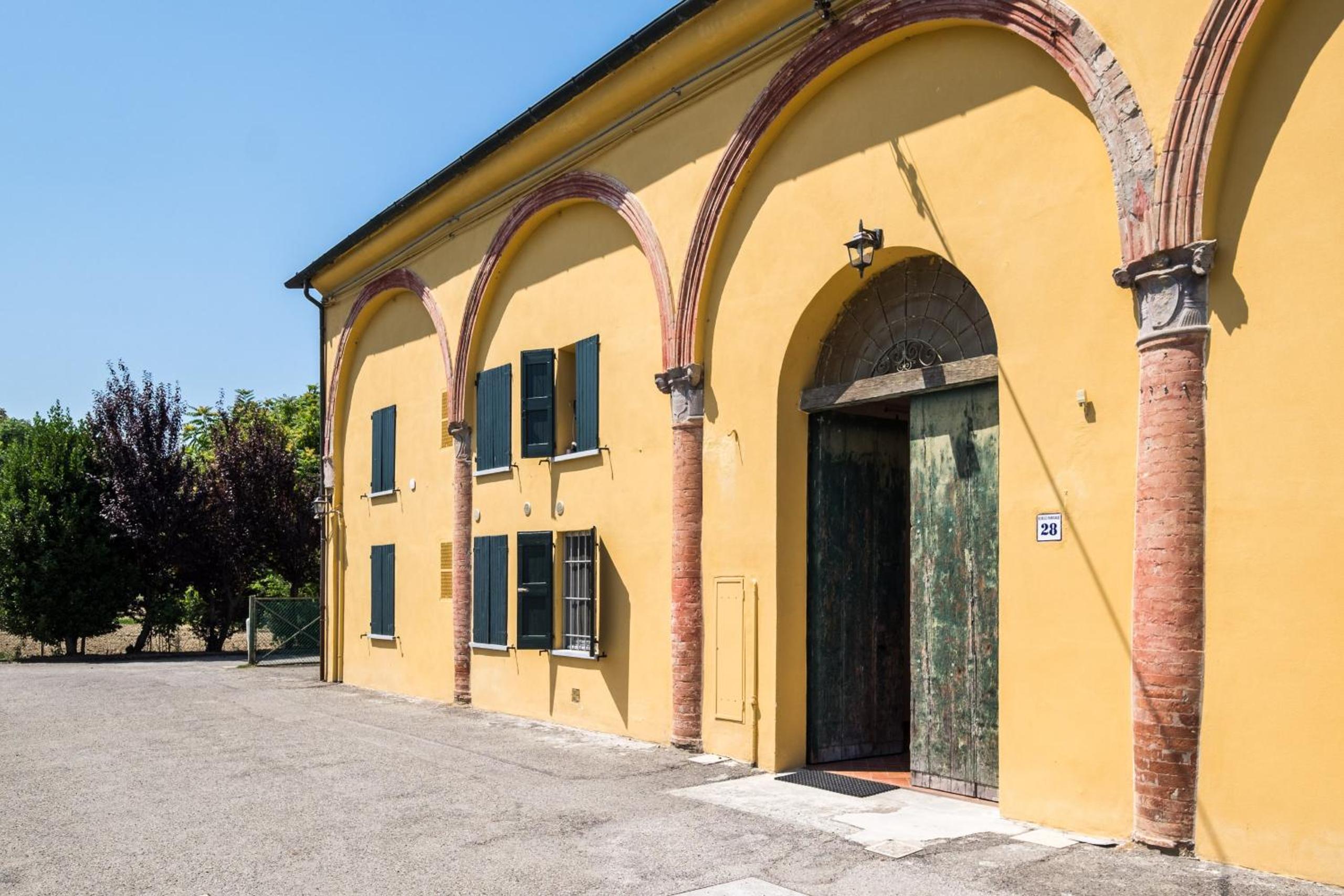 Appartamenti a Villa Saltarelli vicino all'aeroporto