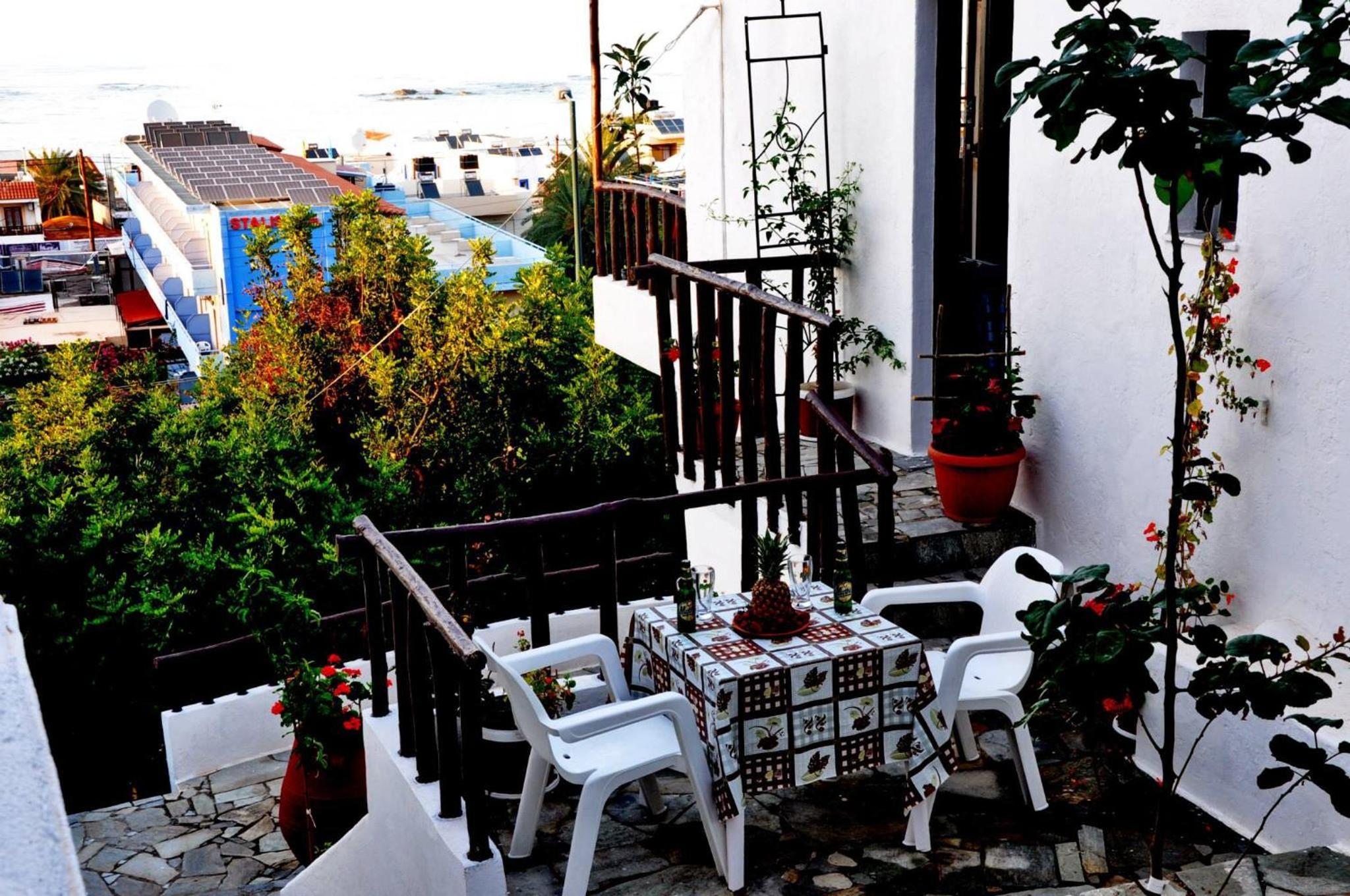 Heliotrope Apartments
