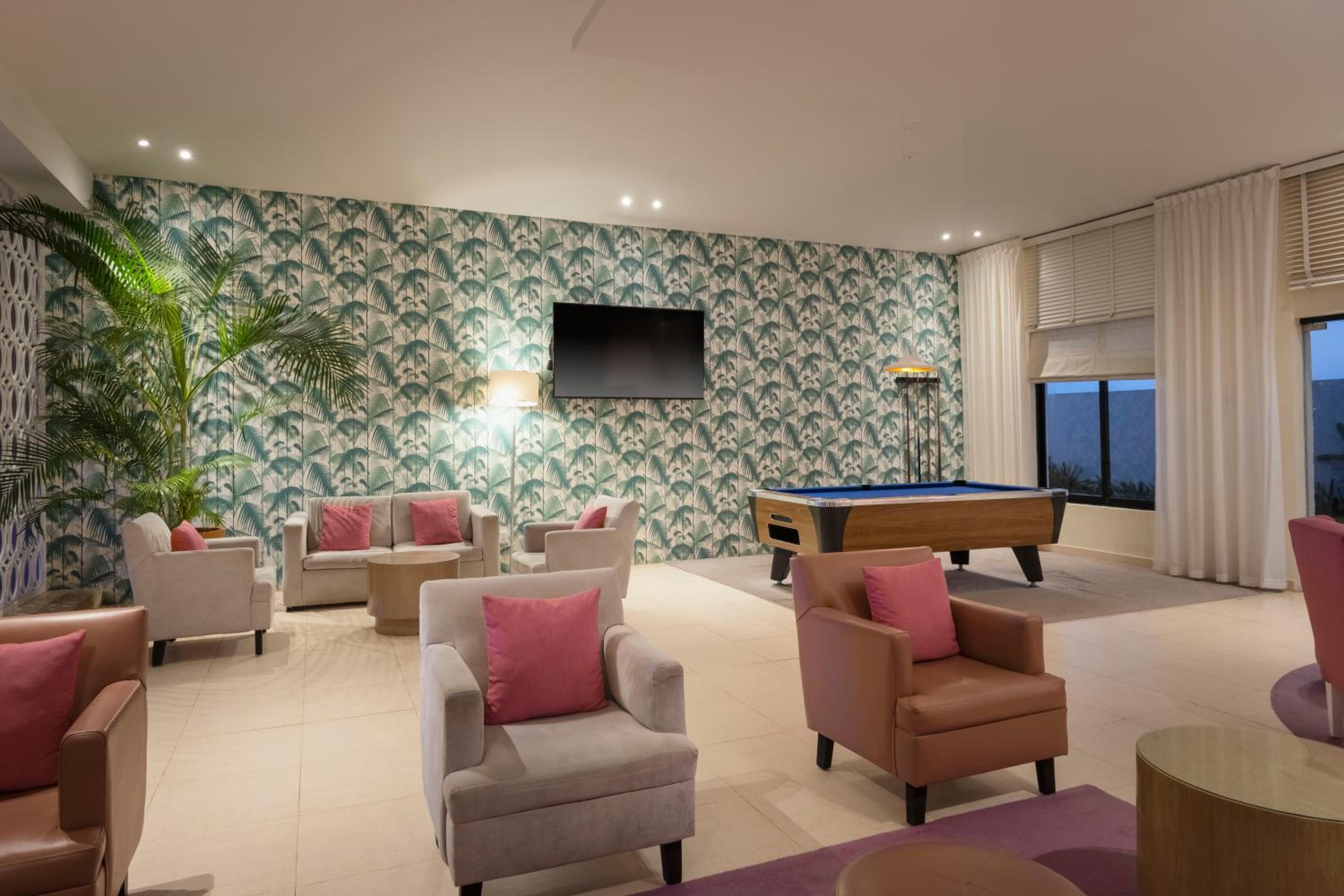 Hotel NYX Cancun