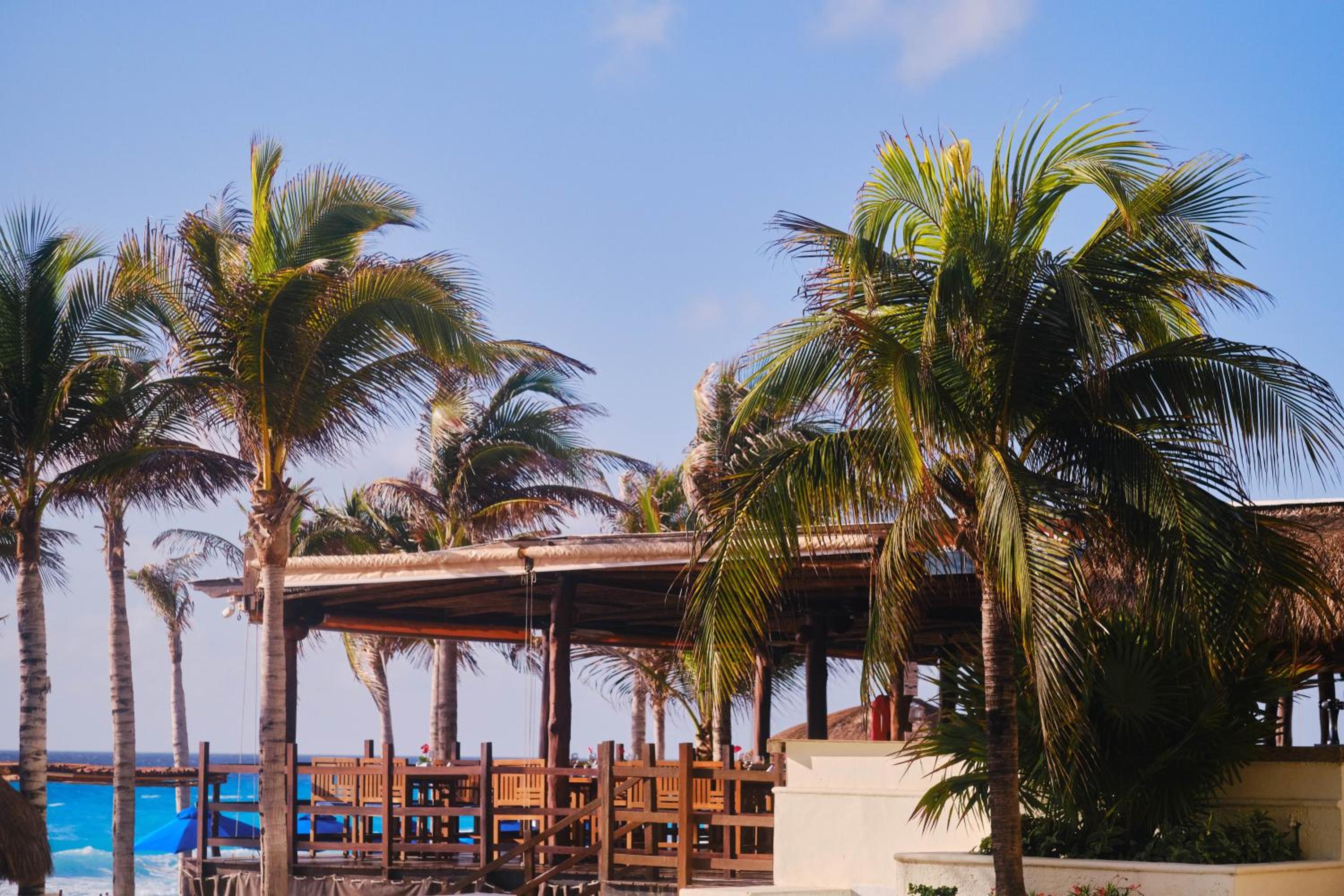 Hotel NYX Cancun