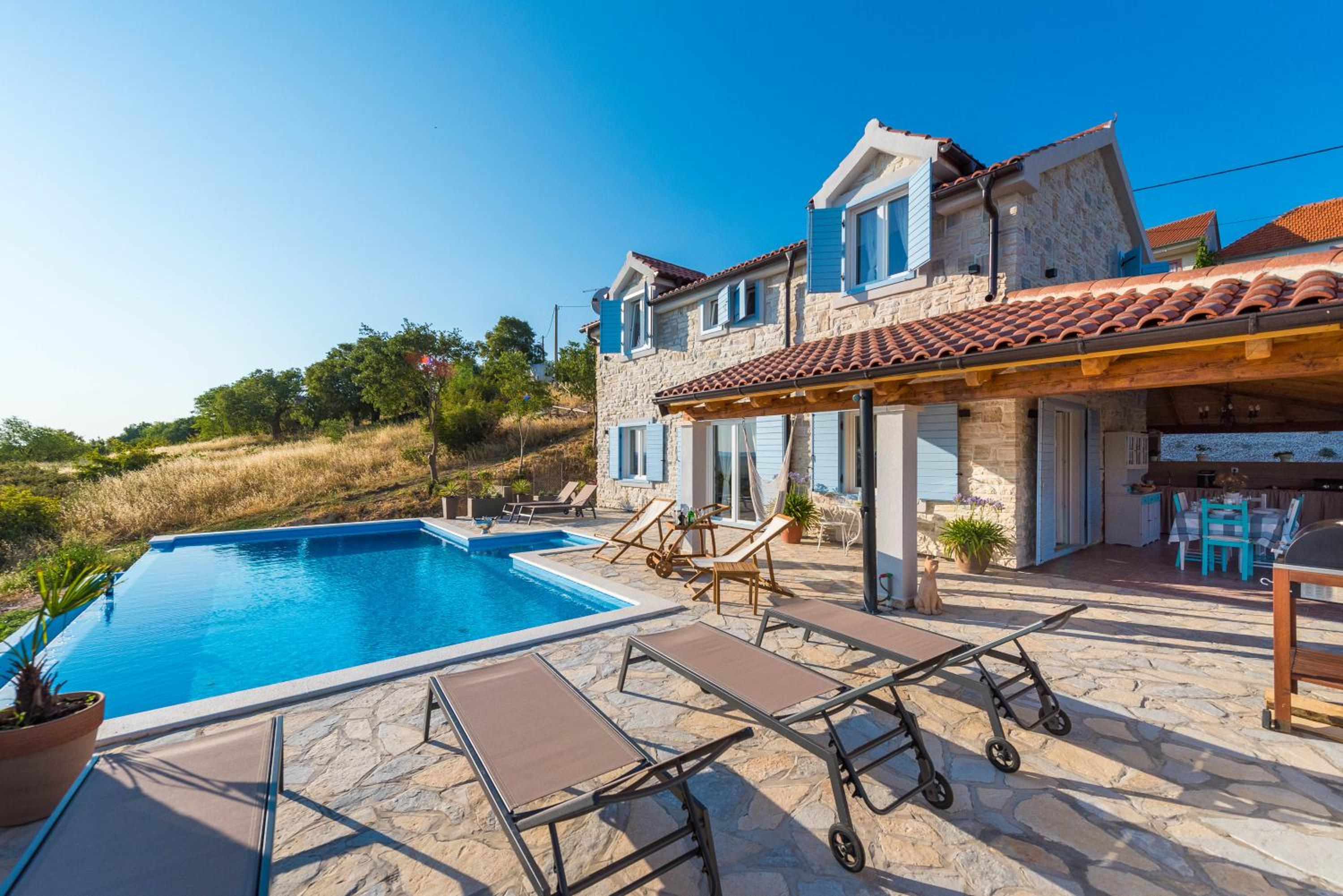 Stone Villa Cara d Oro - Heated Infinity Pool & Views view 4