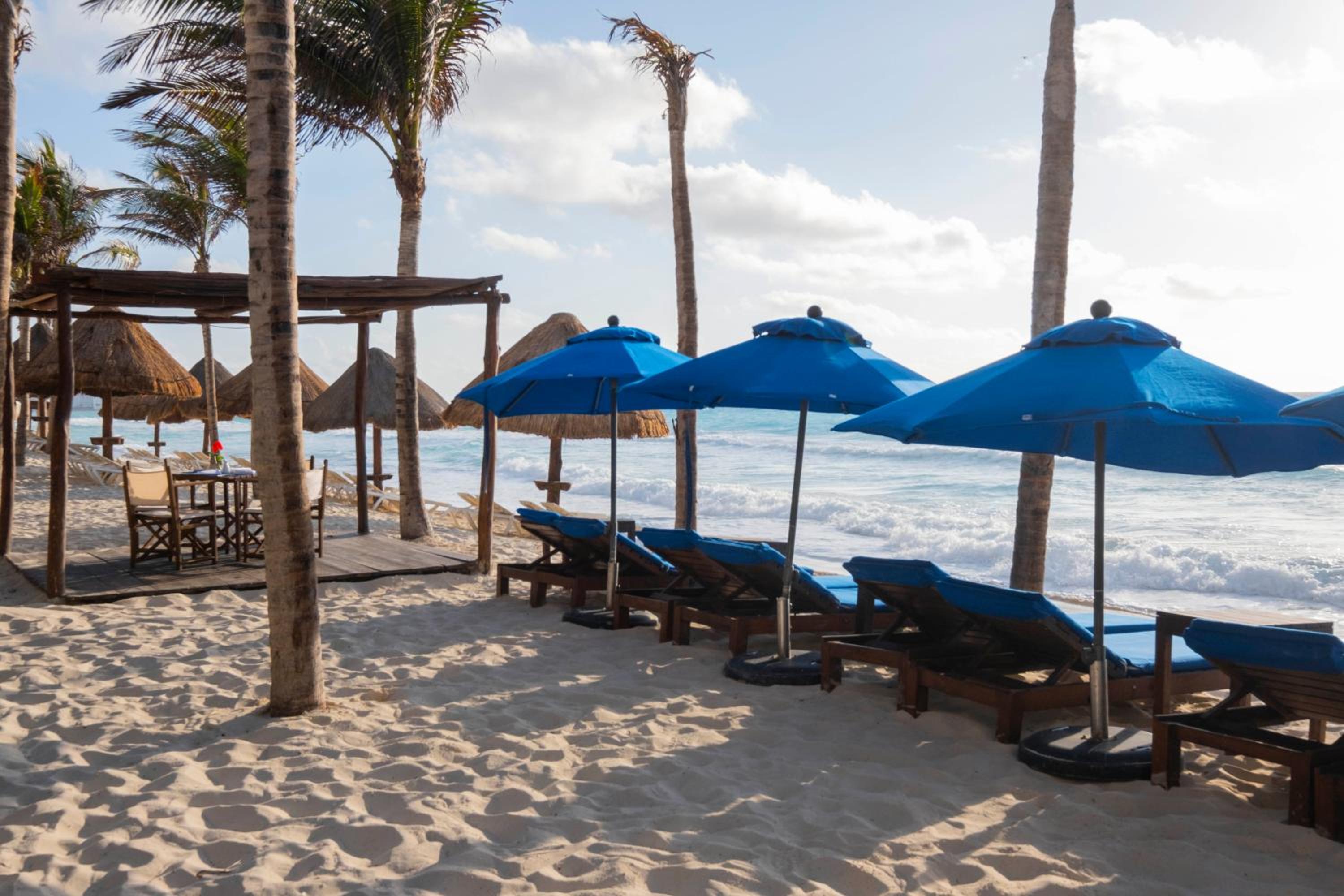 Hotel NYX Cancun