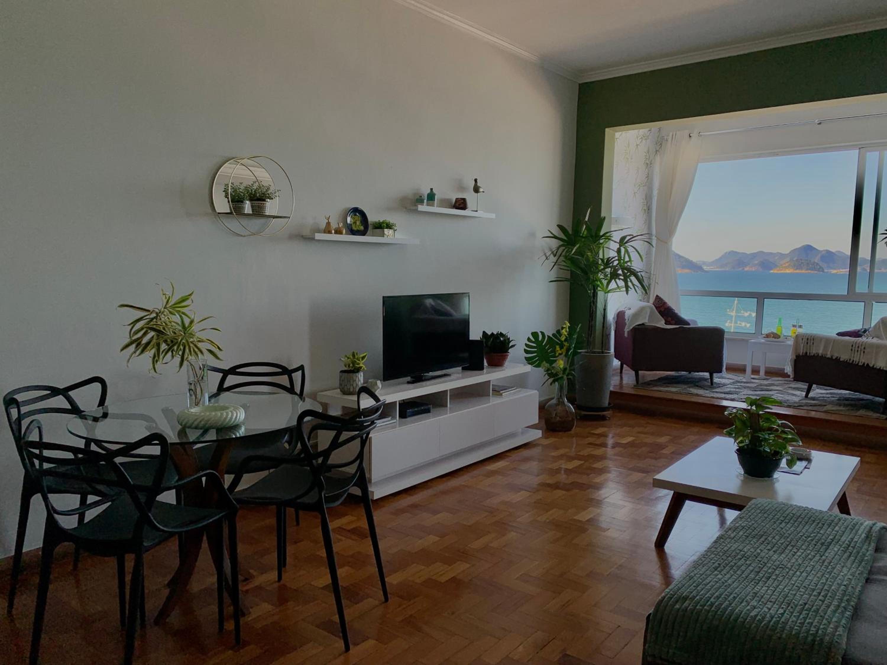 Copacabana Sea View Apartament