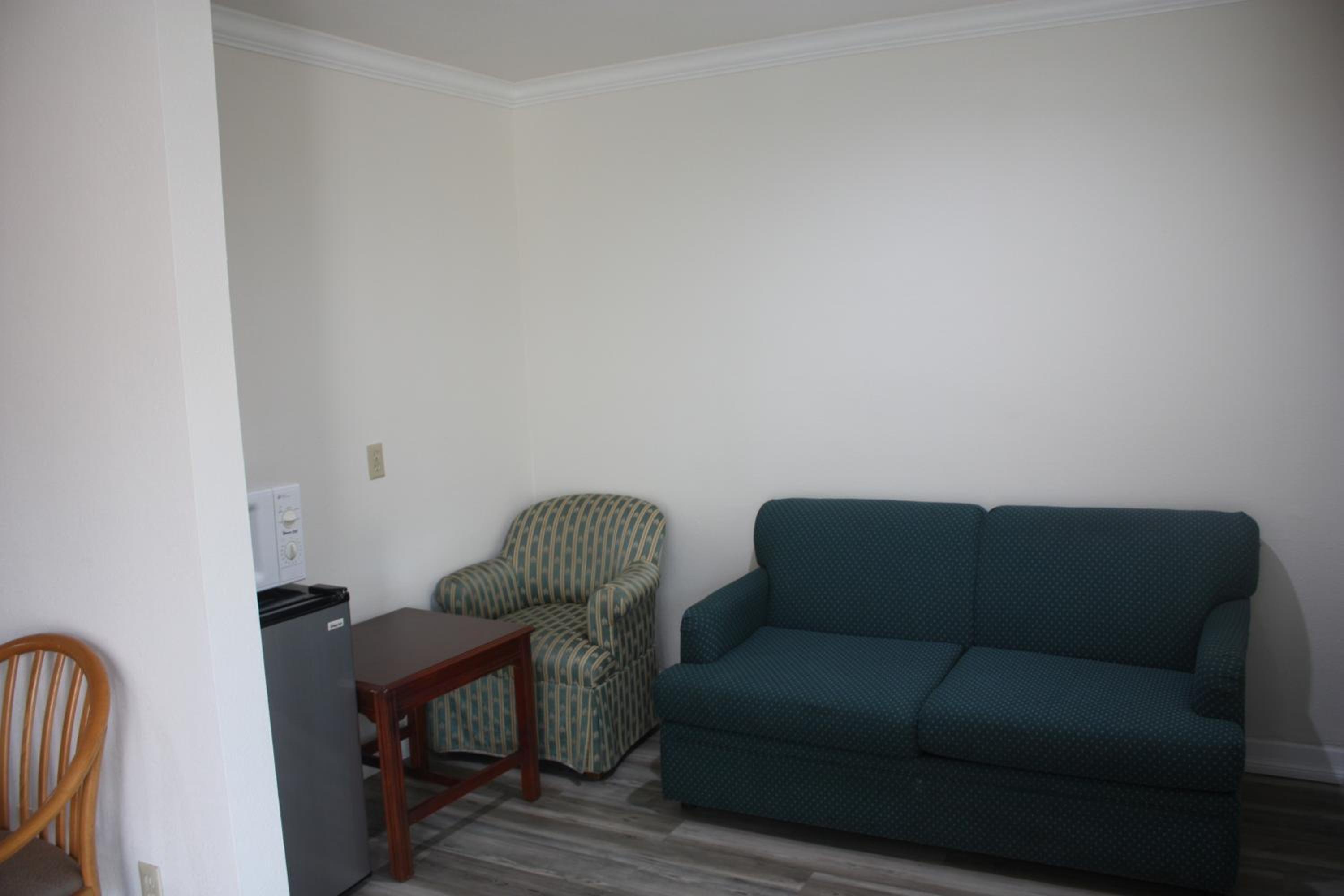 Value Inn & Suites view 3