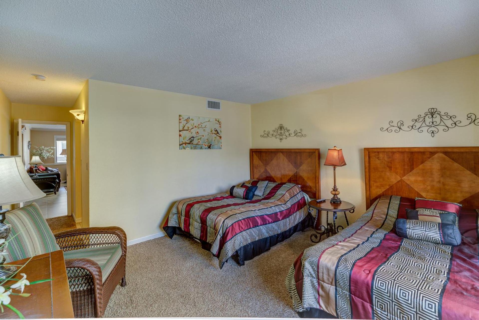 Ocean Dunes 5212 sleeps eight pool oceanside walk to beach view 5