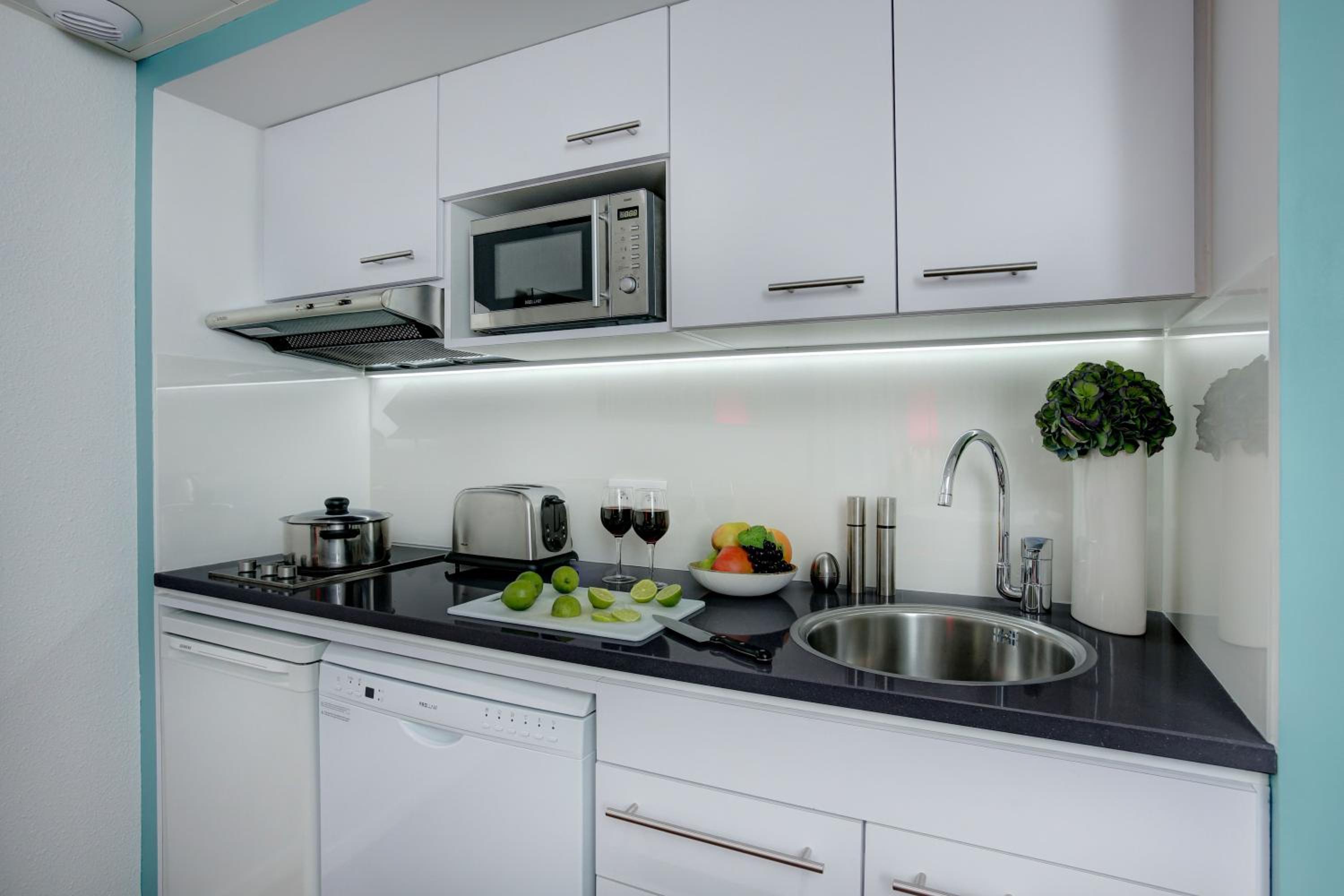 Marseille Vacations - Citadines Castellane Marseille - Property Image 21