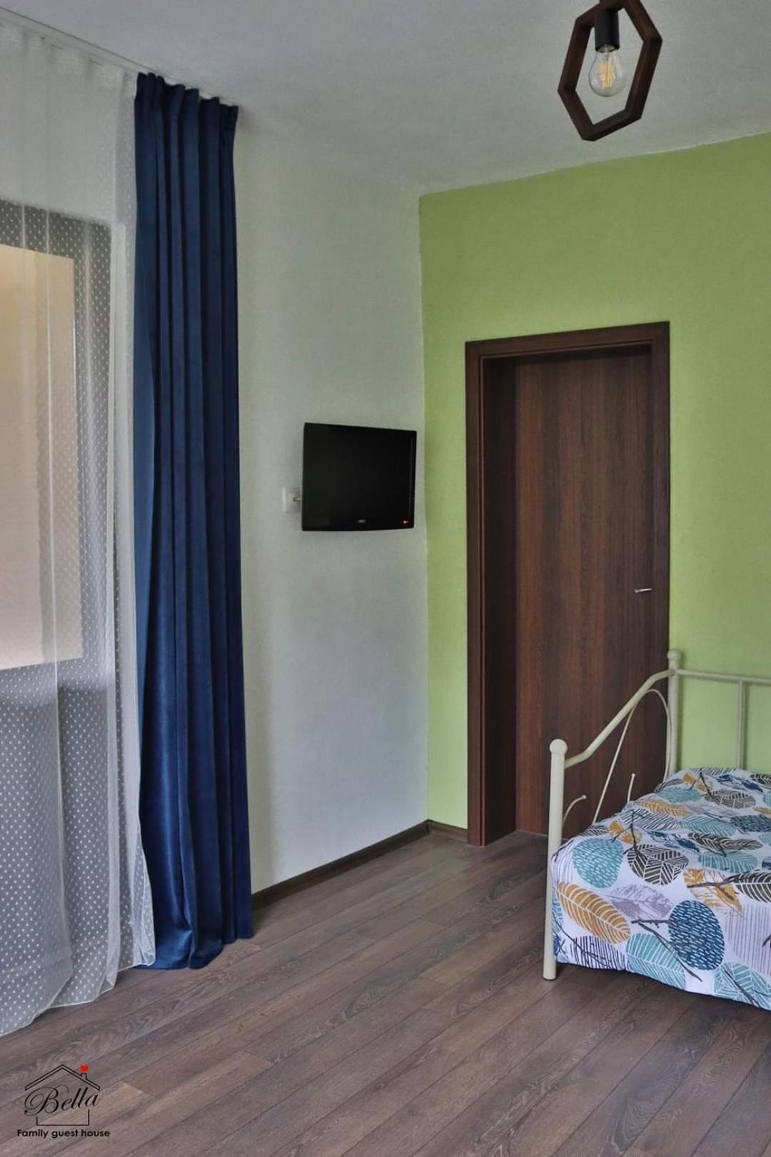 Bella family guest house