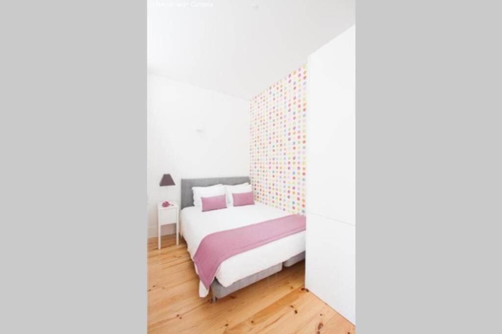 Charming Apartments in Historic Centre - Inside Porto Apartments "Flores" view 5