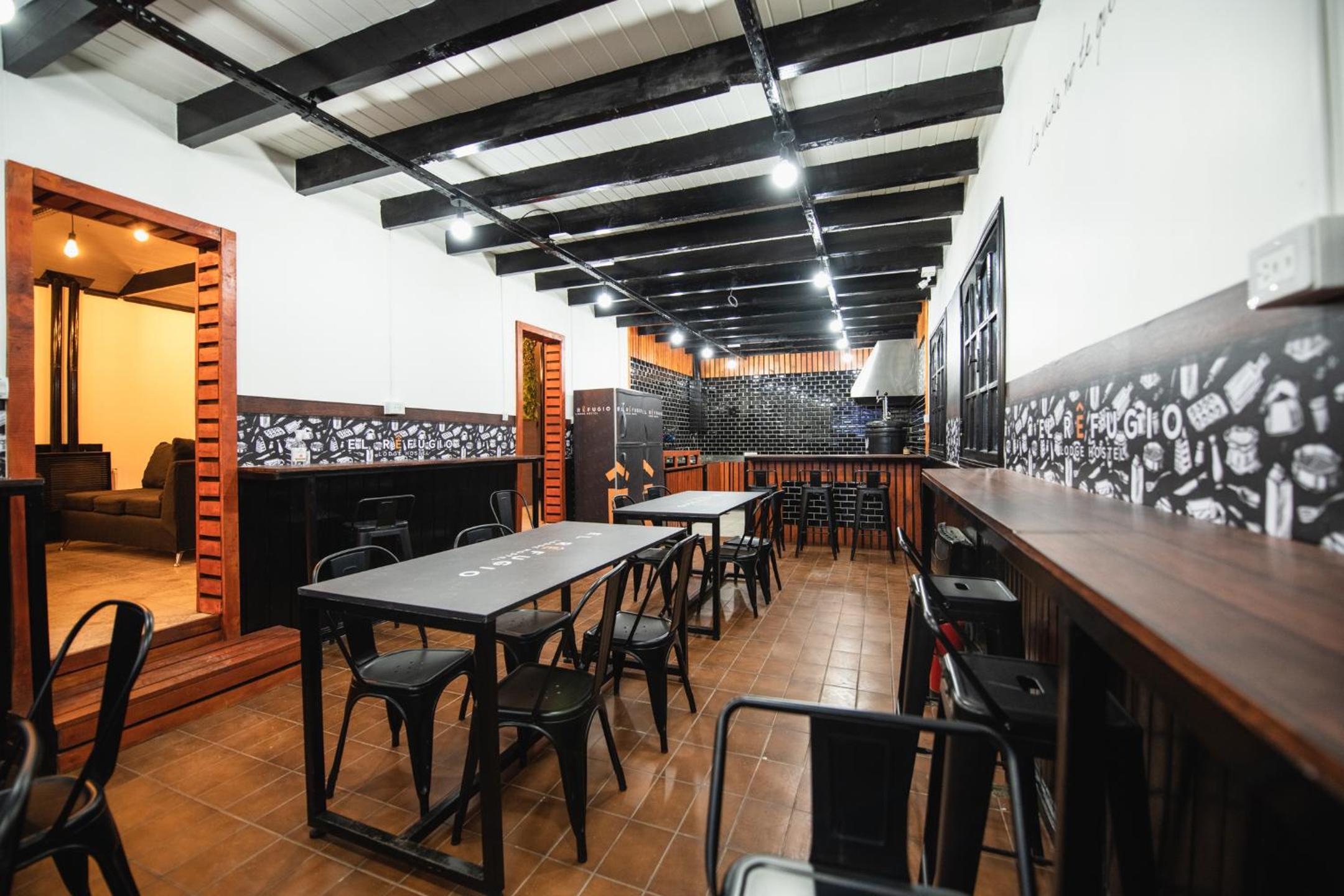 El Refugio Lodge Hostel