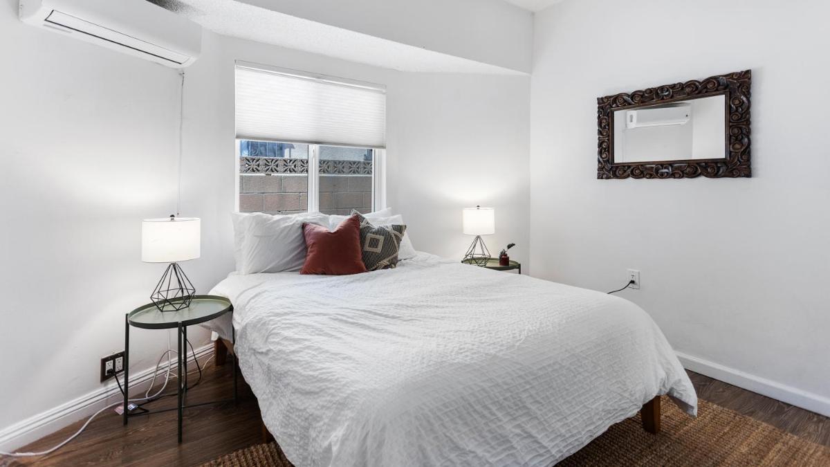 4BR Bungalow in Echo Park
