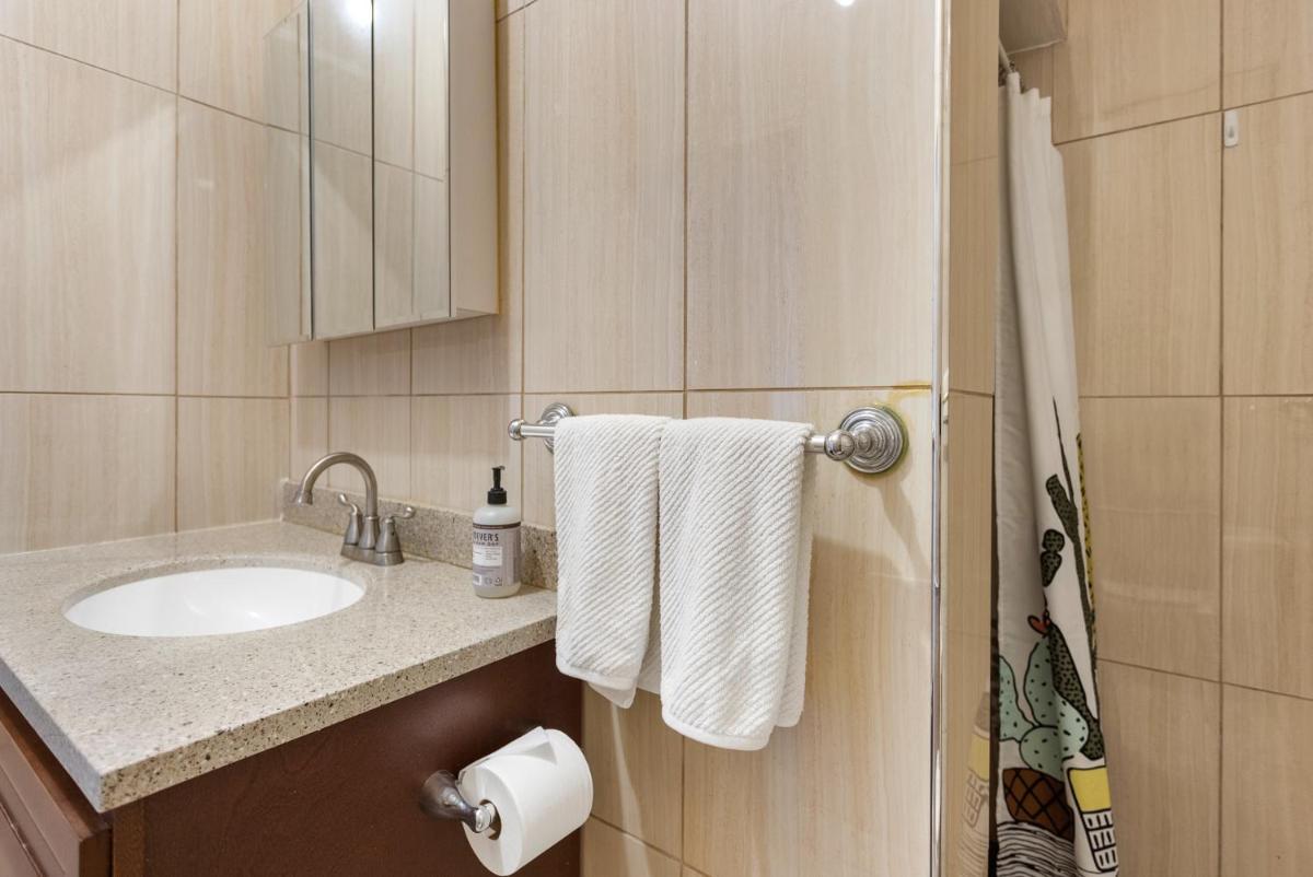 4BR Bungalow in Echo Park