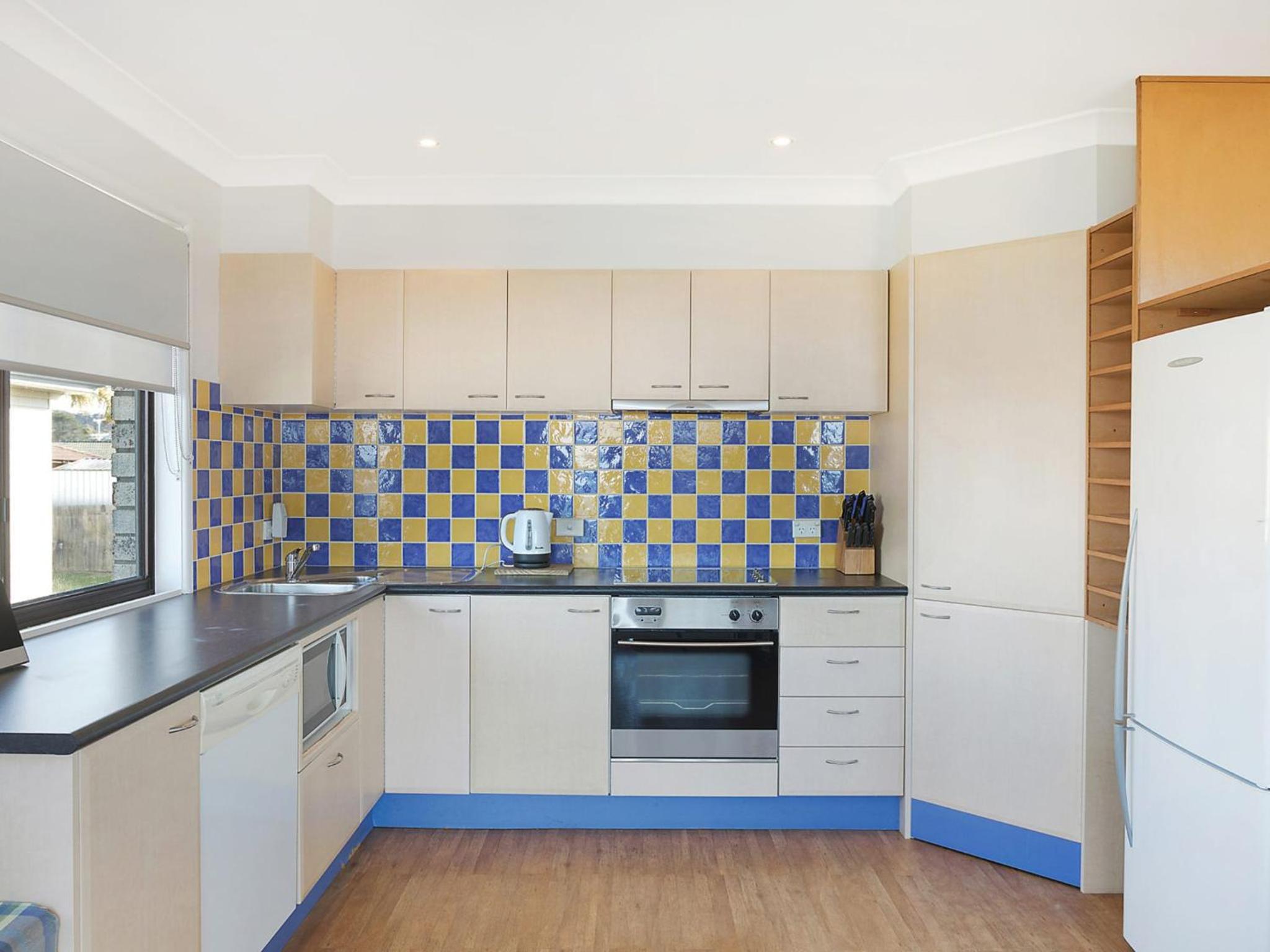 45 Hillside Cres Beach House