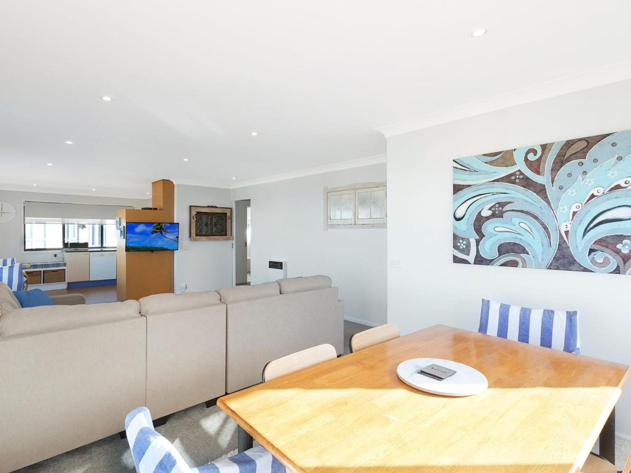 45 Hillside Cres Beach House