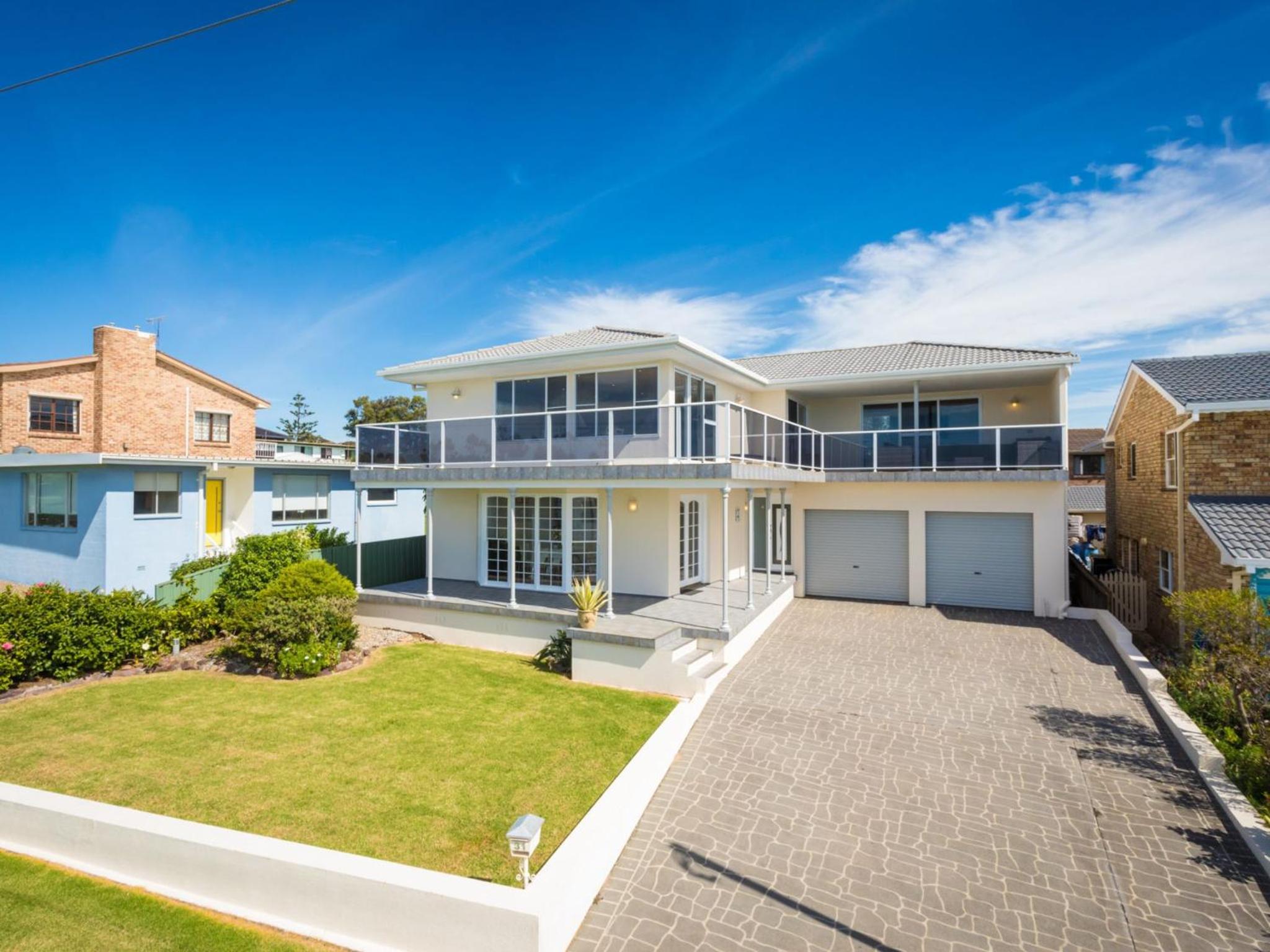 31 McMillan Crescent, Dalmeny