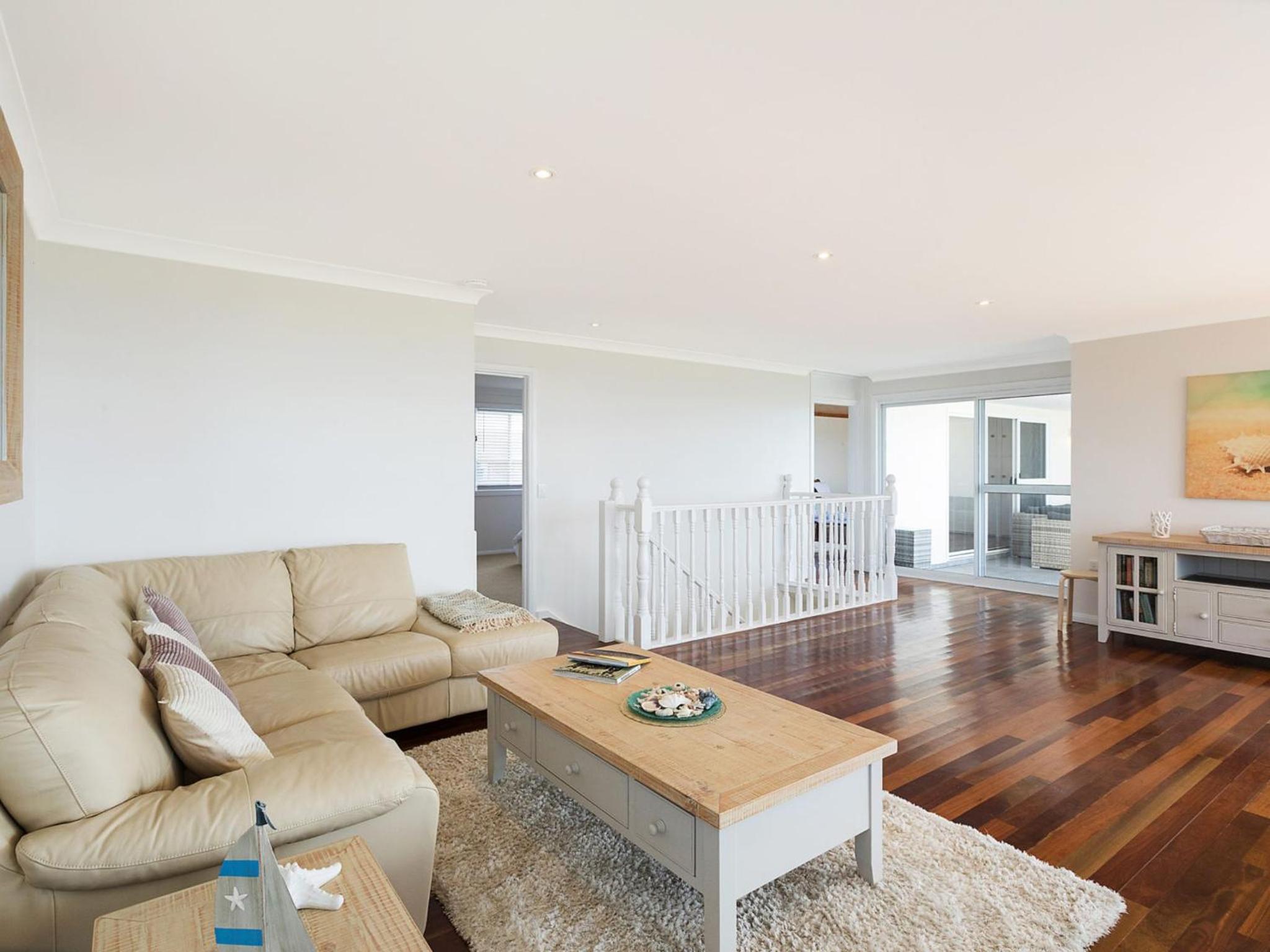 31 McMillan Crescent, Dalmeny