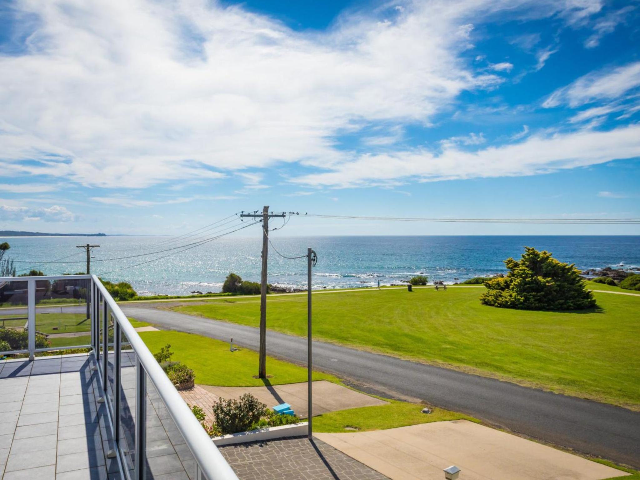 31 McMillan Crescent, Dalmeny