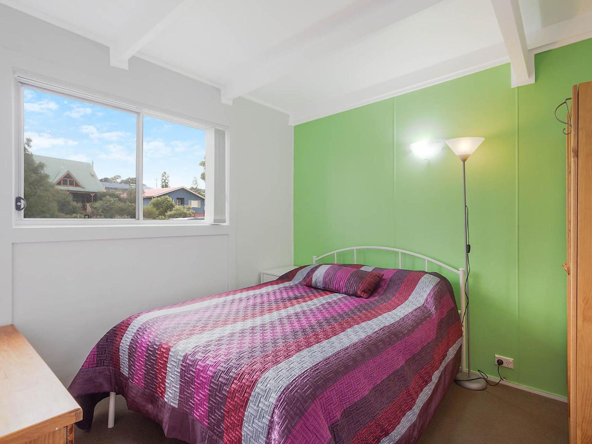 Pet friendly Beach House at Kianga
