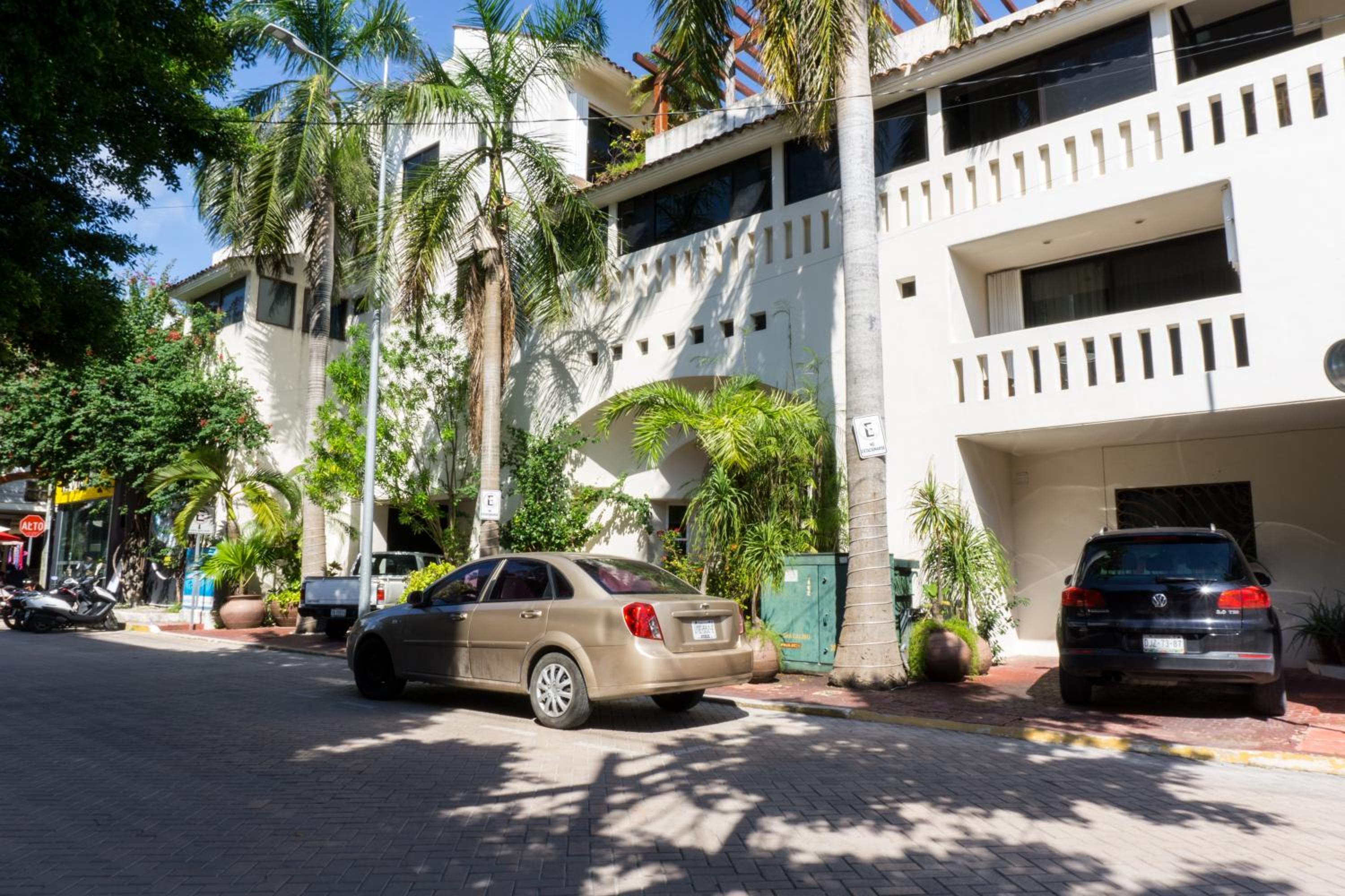 Royal Palms 9 condo view 3