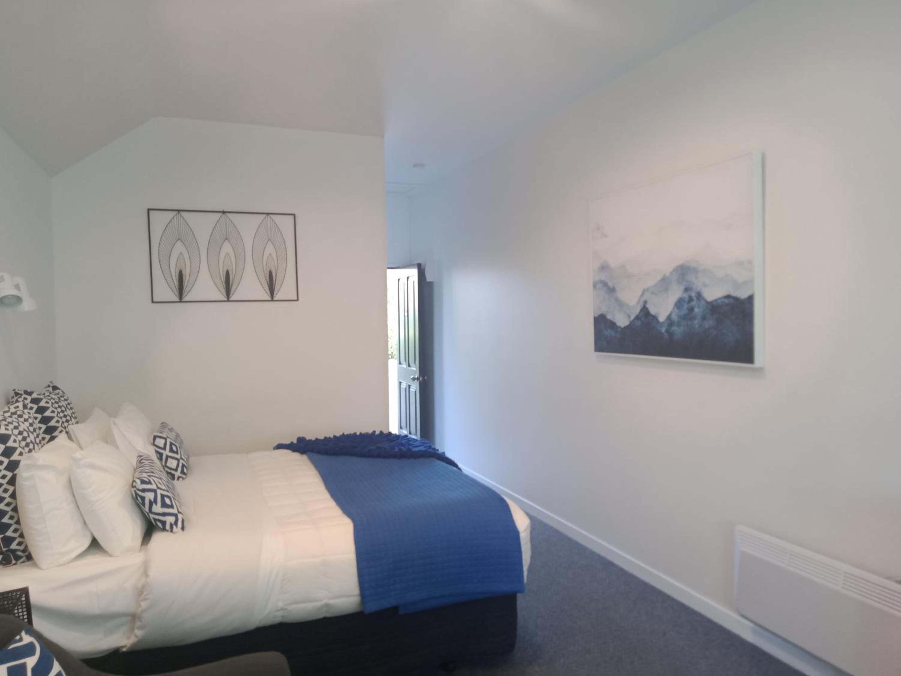 Four Peaks Motel