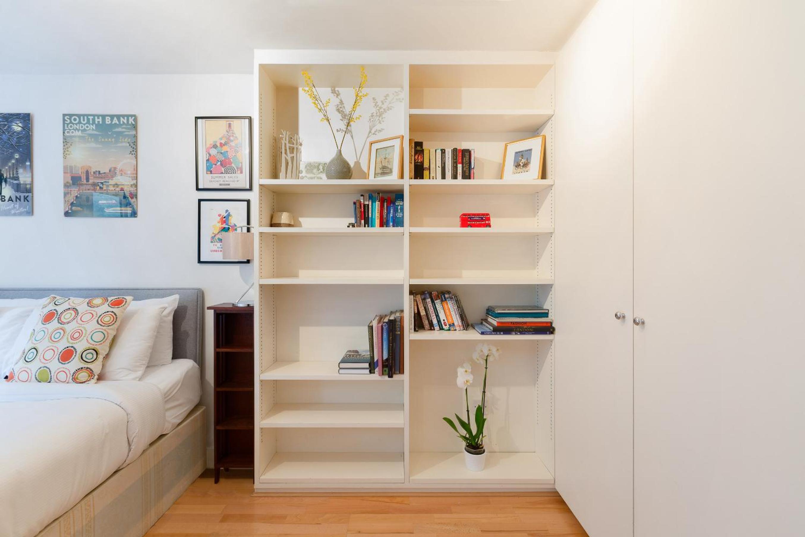 Spacious 3 bedroom apt in Covent Garden
