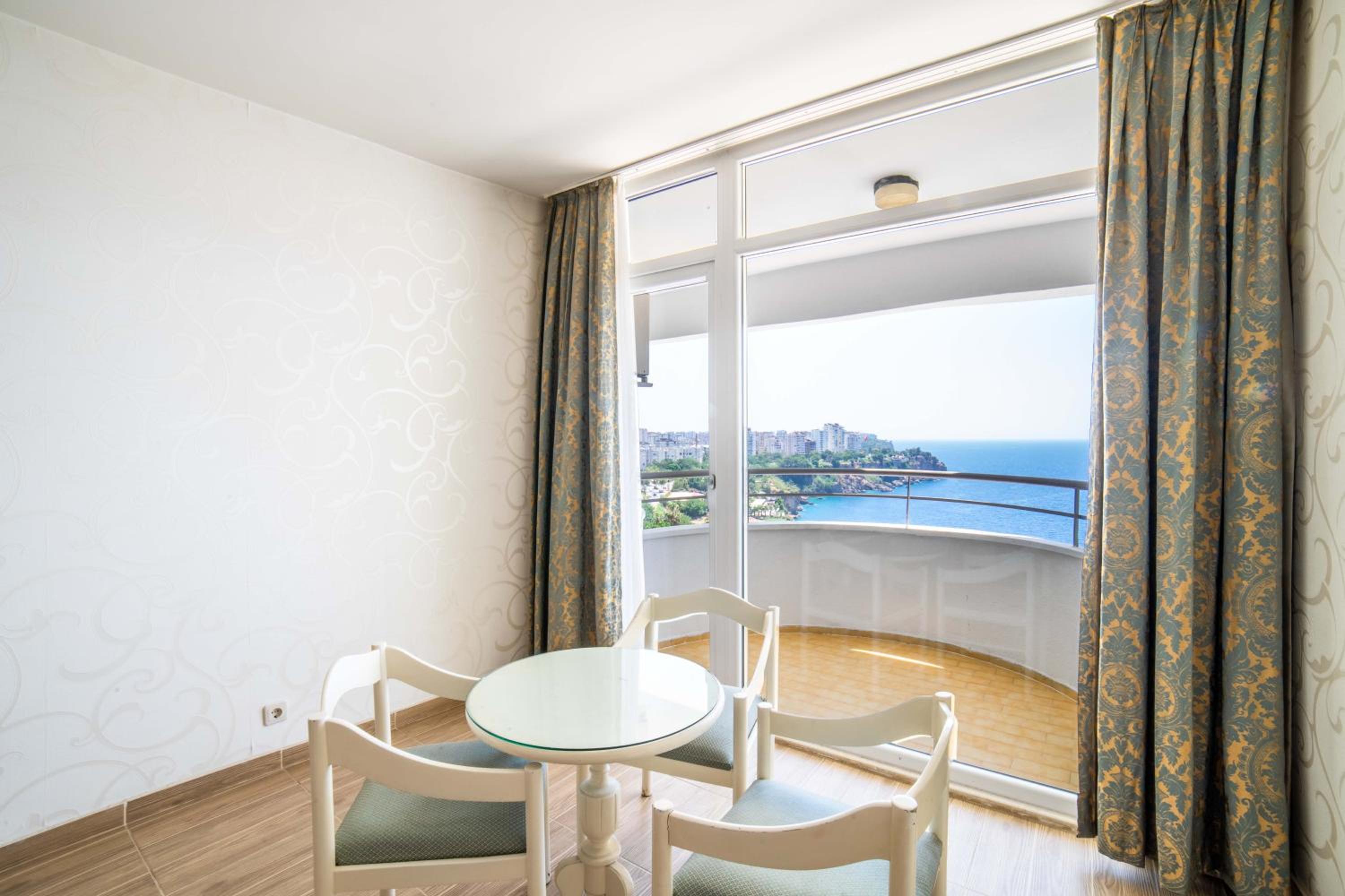 Cender Otel - Image 177