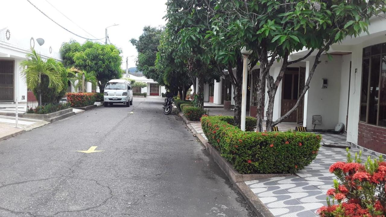 Acogedor y cómoda casa vacacional Condominios Flandes