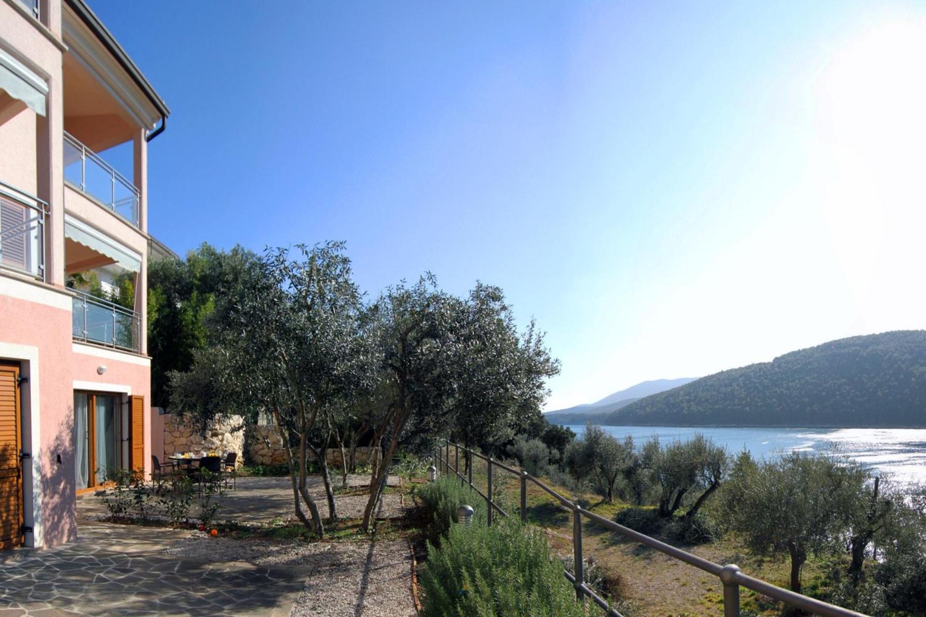 Istria Sea Side Apartments Lina