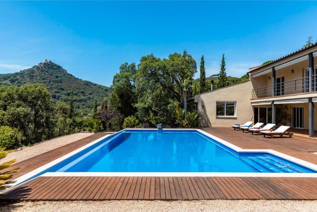 Mediterranean villa with pool near barcelona