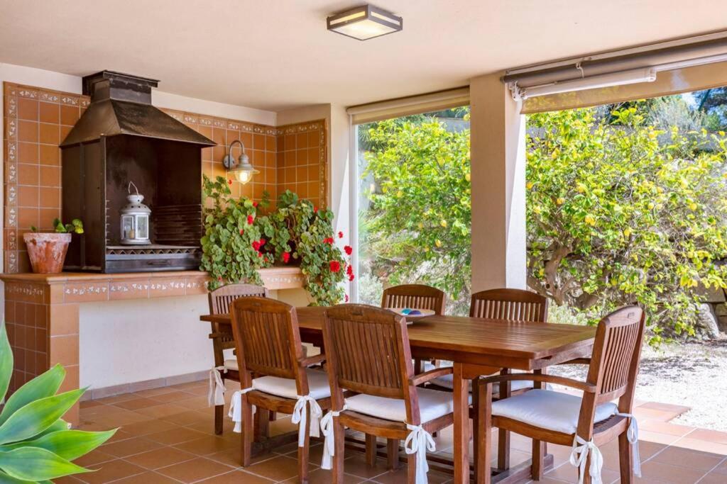 Mediterranean villa with pool near barcelona