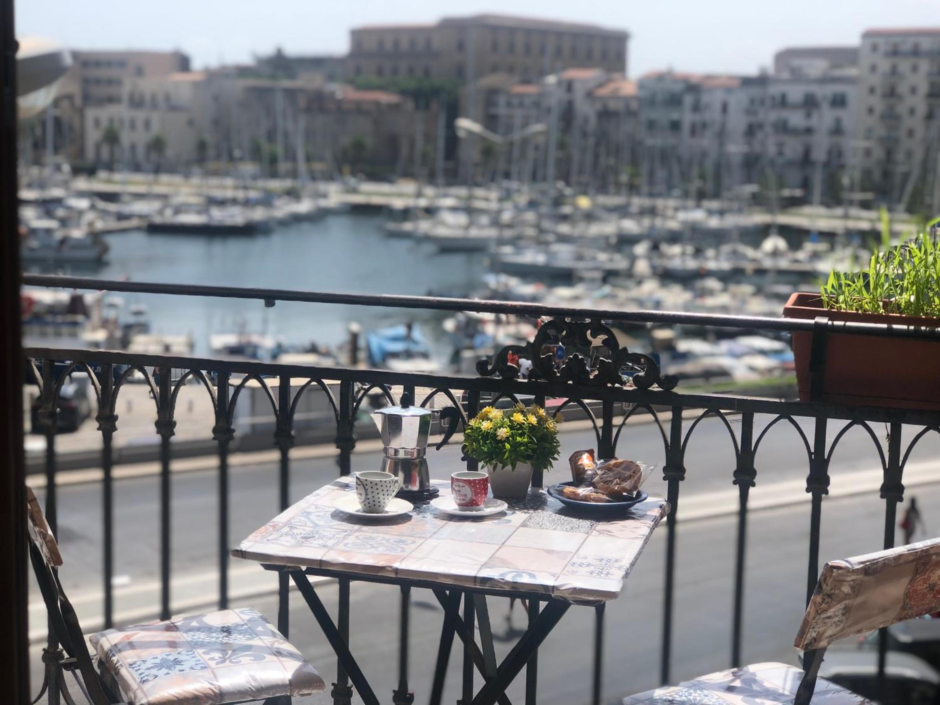 Kasa Kala Rooms & Apartments