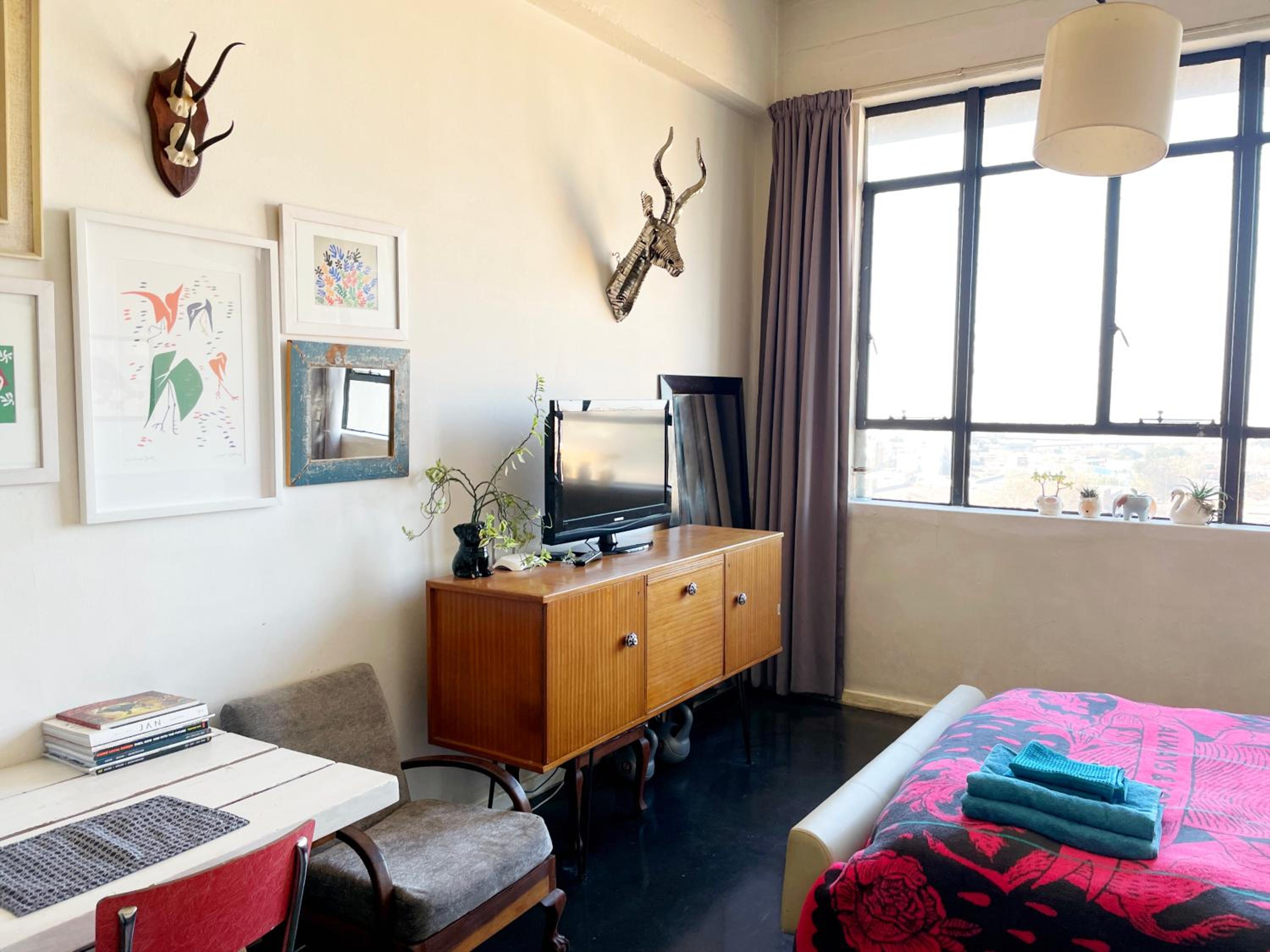 Modern city apartment in Johannesburg - Maboneng
