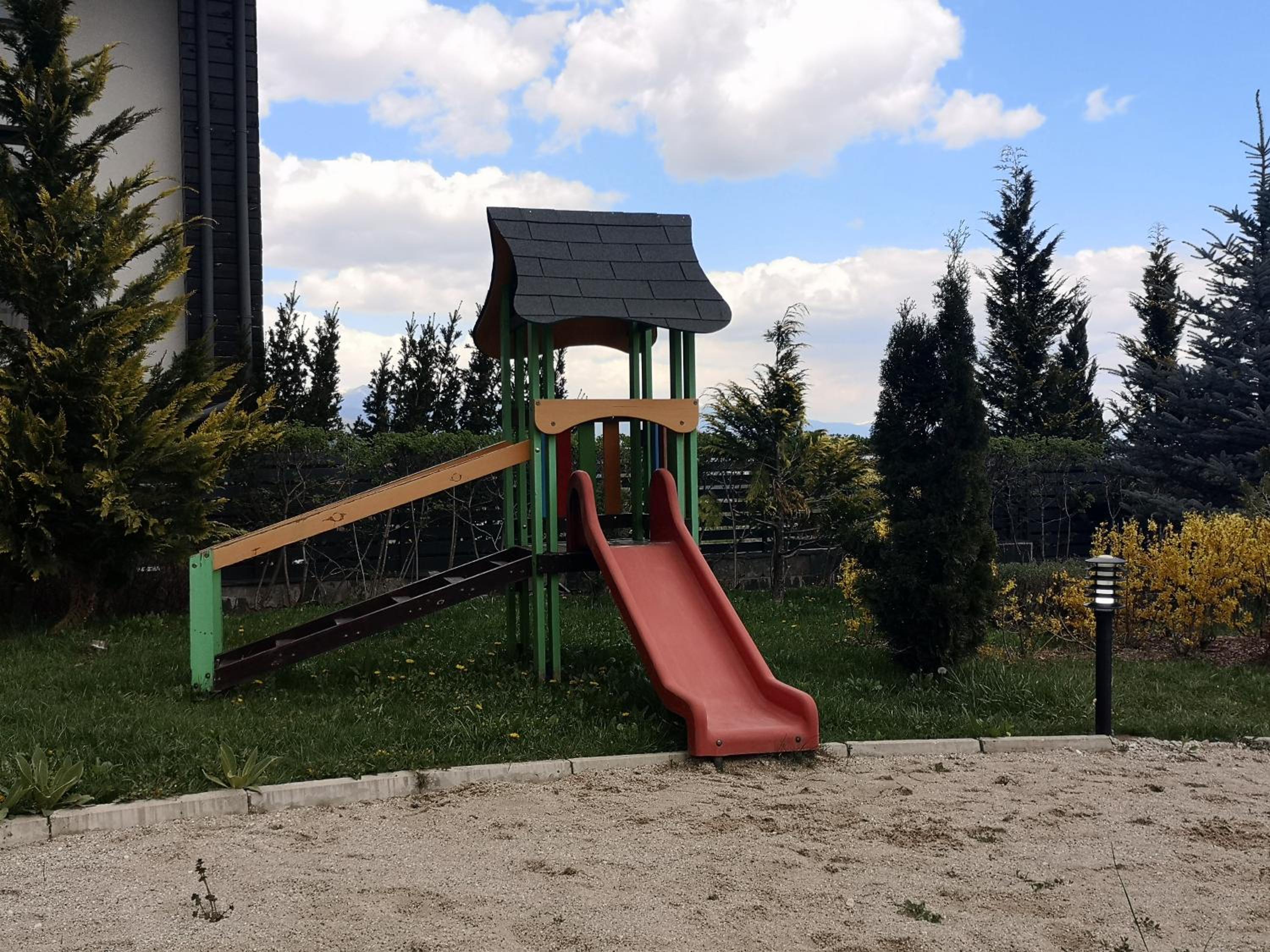 Photo 6