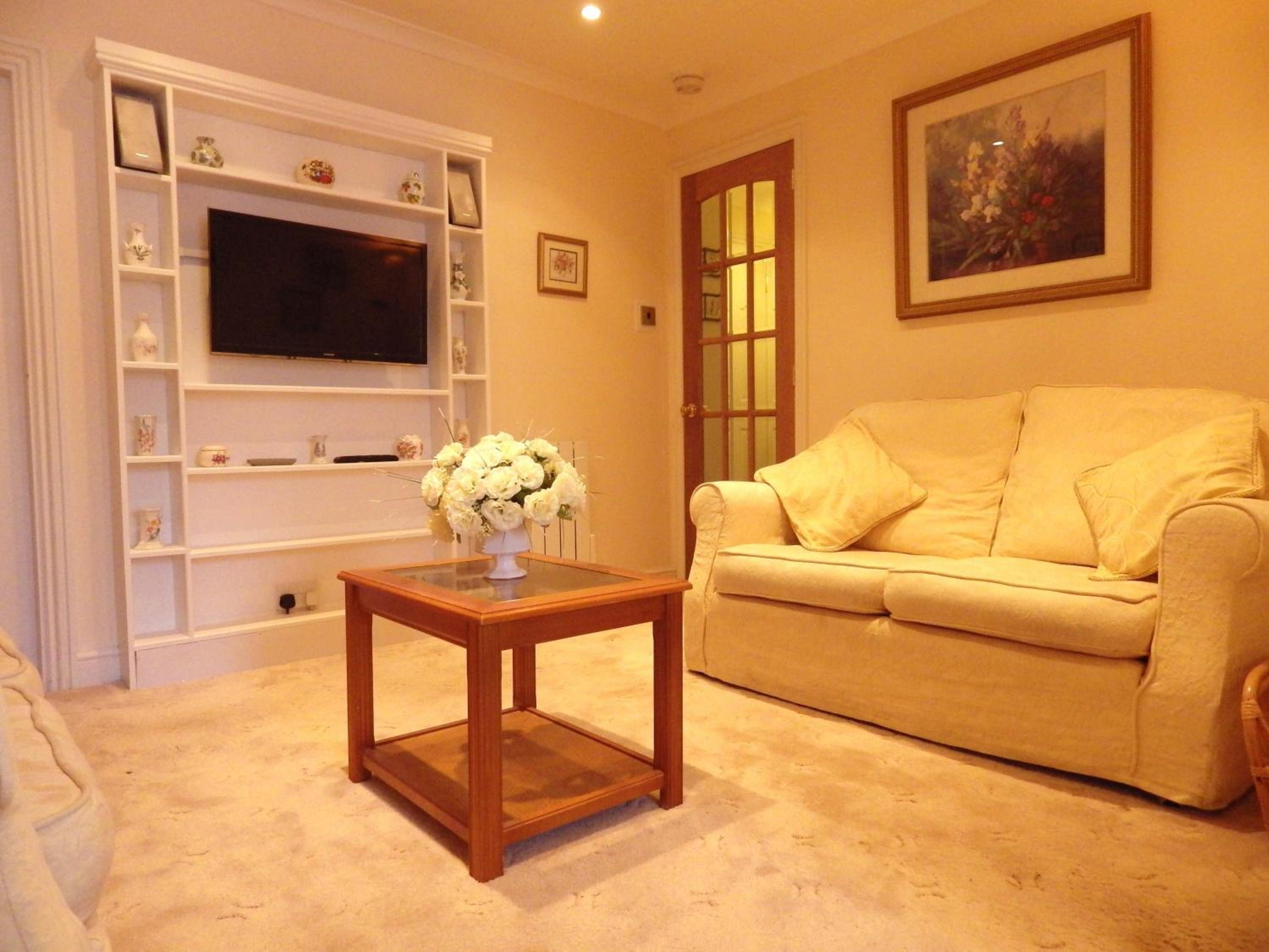 Central Apartment Kelso view 5